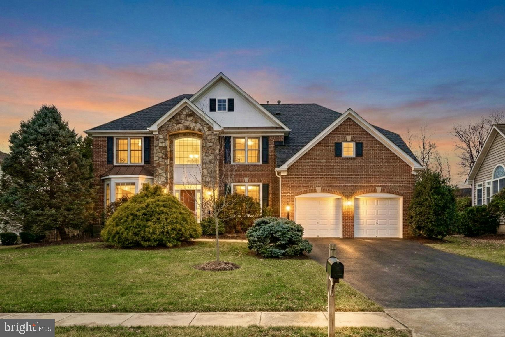 PEMBROOKE/VICTORY LAKES - Residential