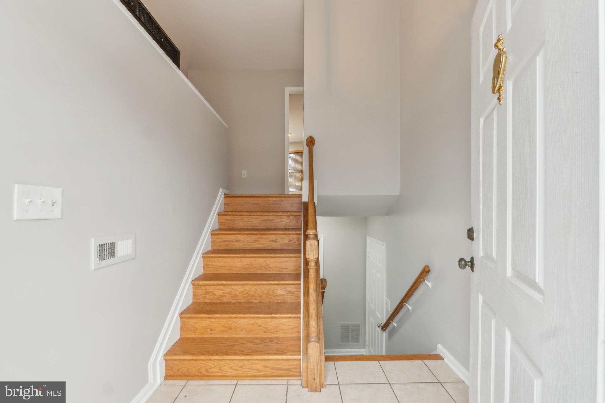 KINGSTON CHASE - Residential