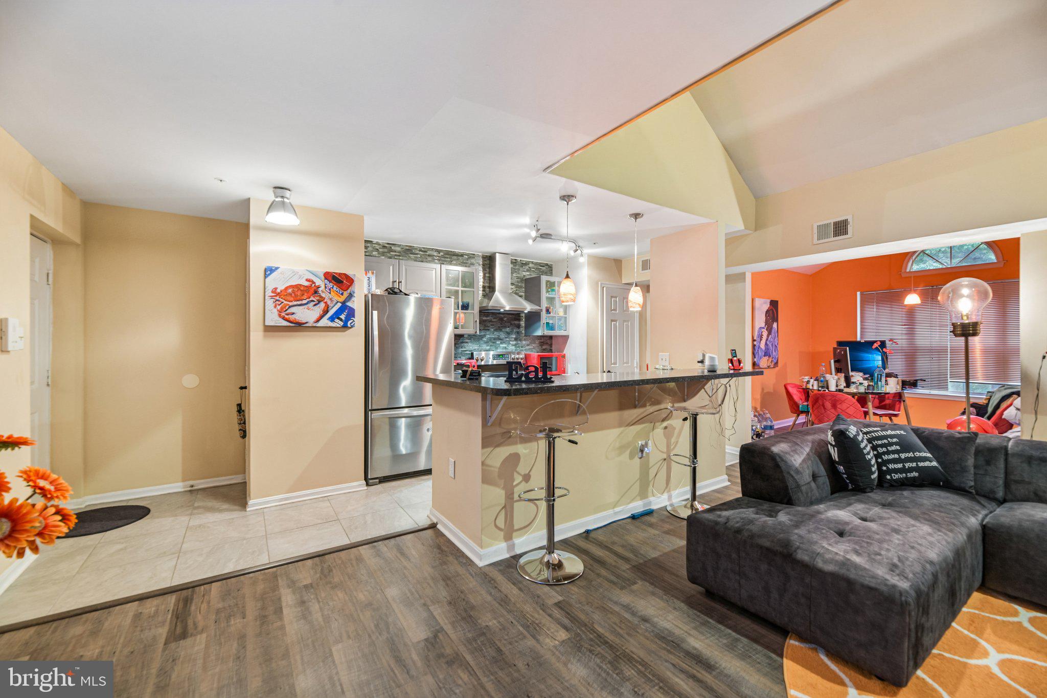 9805 LAKE POINTE COURT 304