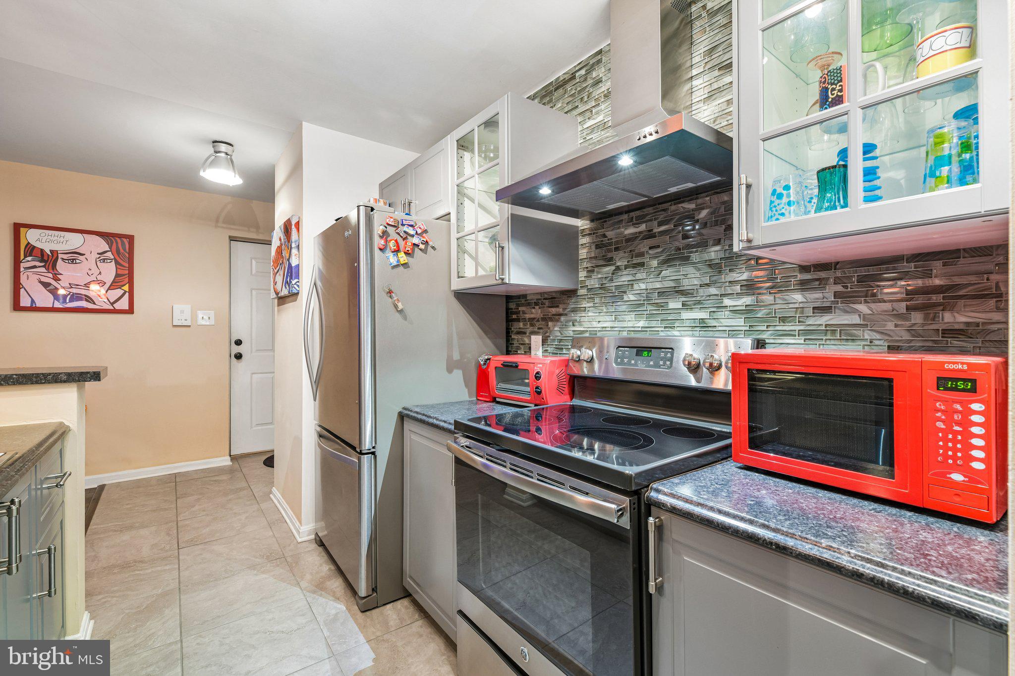 9805 LAKE POINTE COURT 304