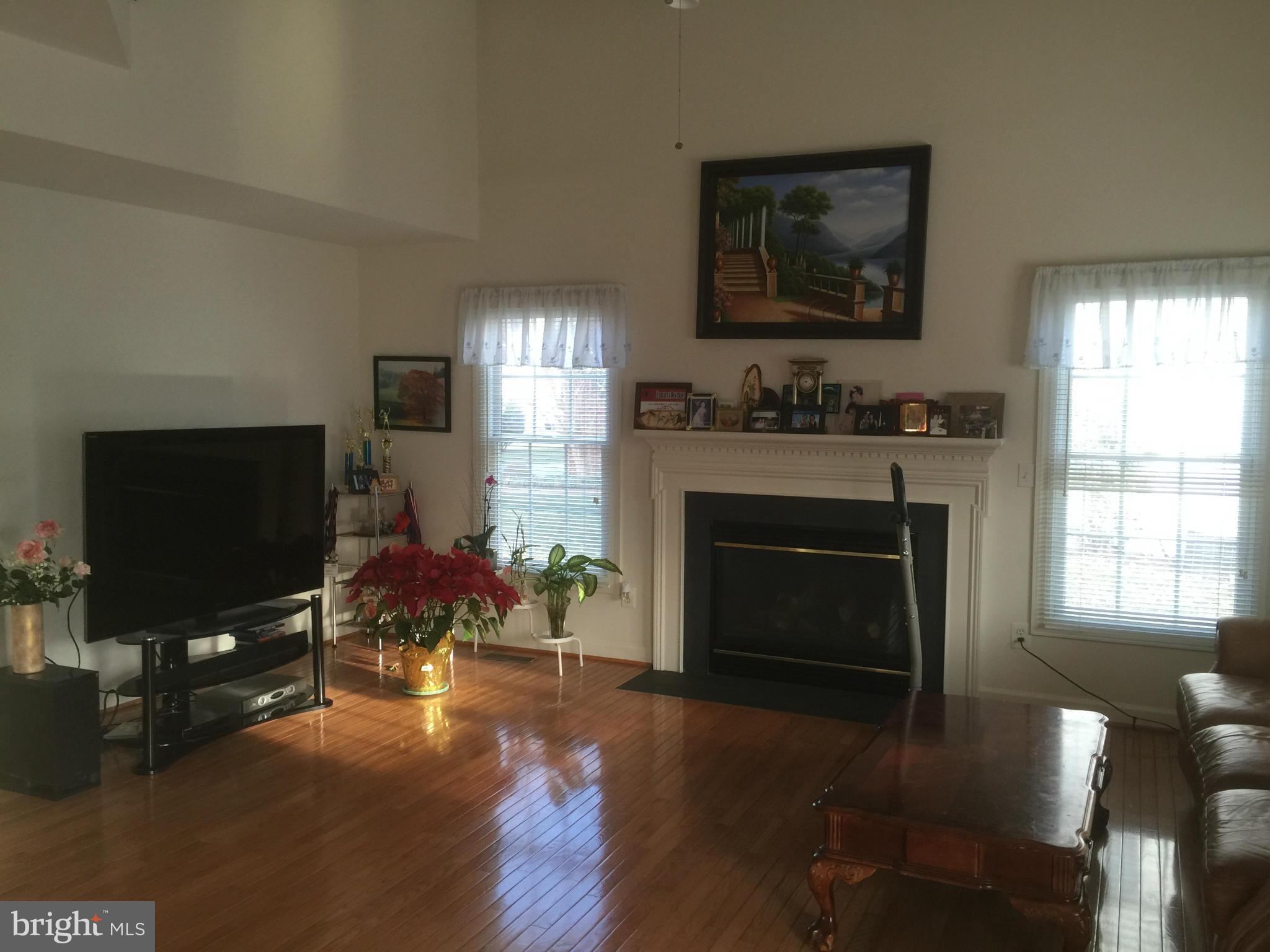 POTOMAC STATION - Residential Lease