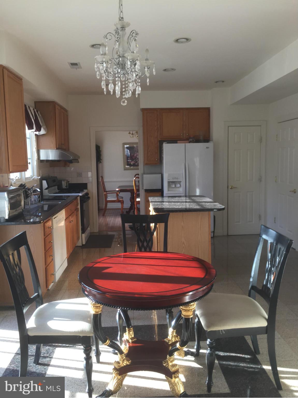 POTOMAC STATION - Residential Lease