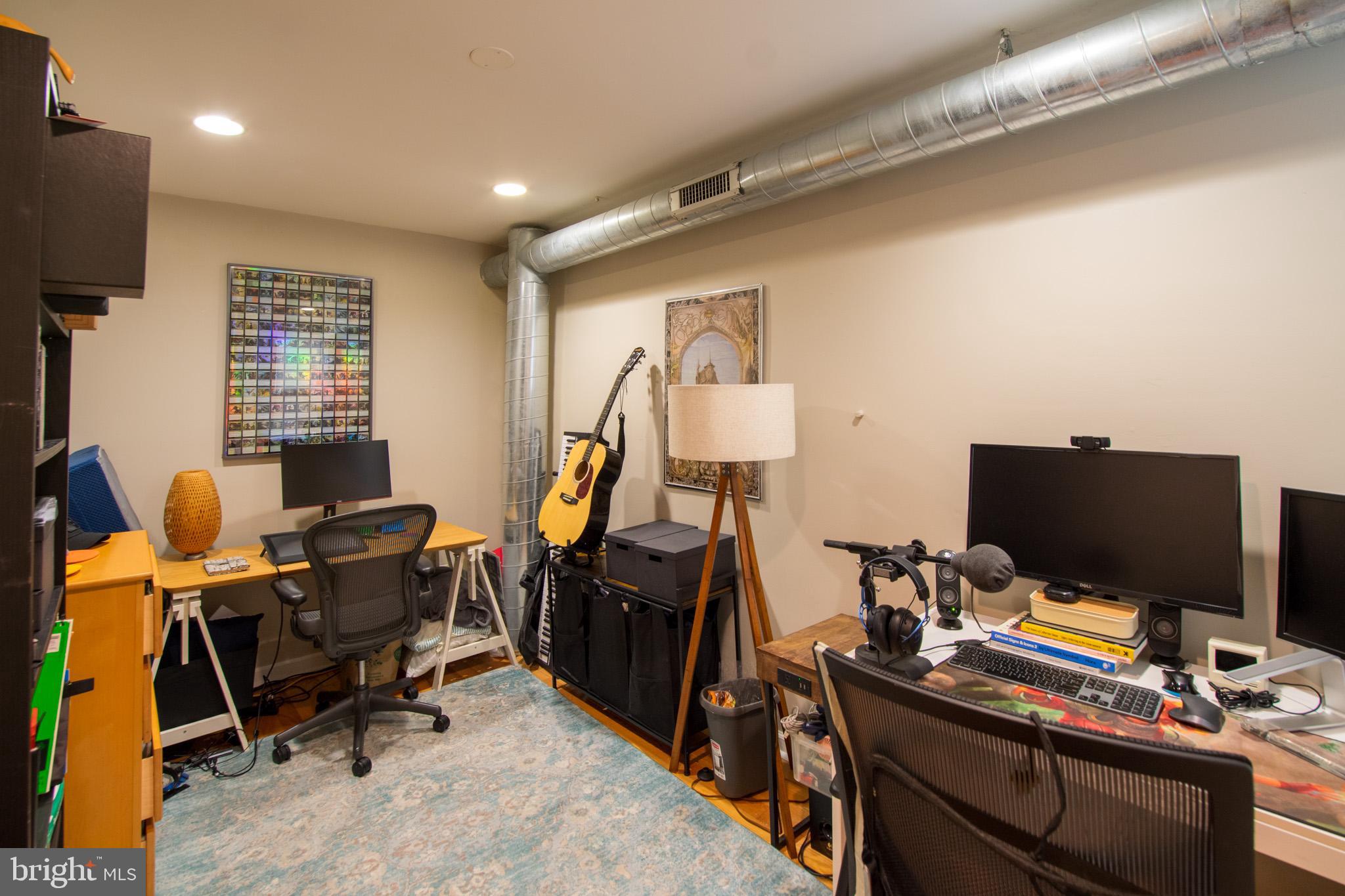 POINT BREEZE - Residential Lease