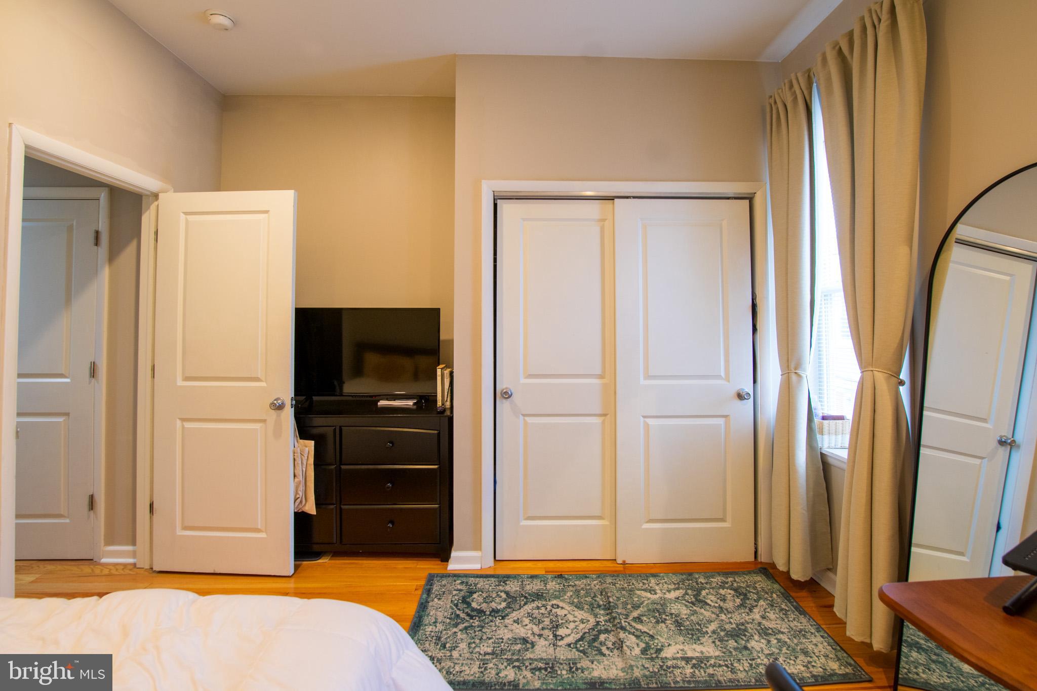 POINT BREEZE - Residential Lease