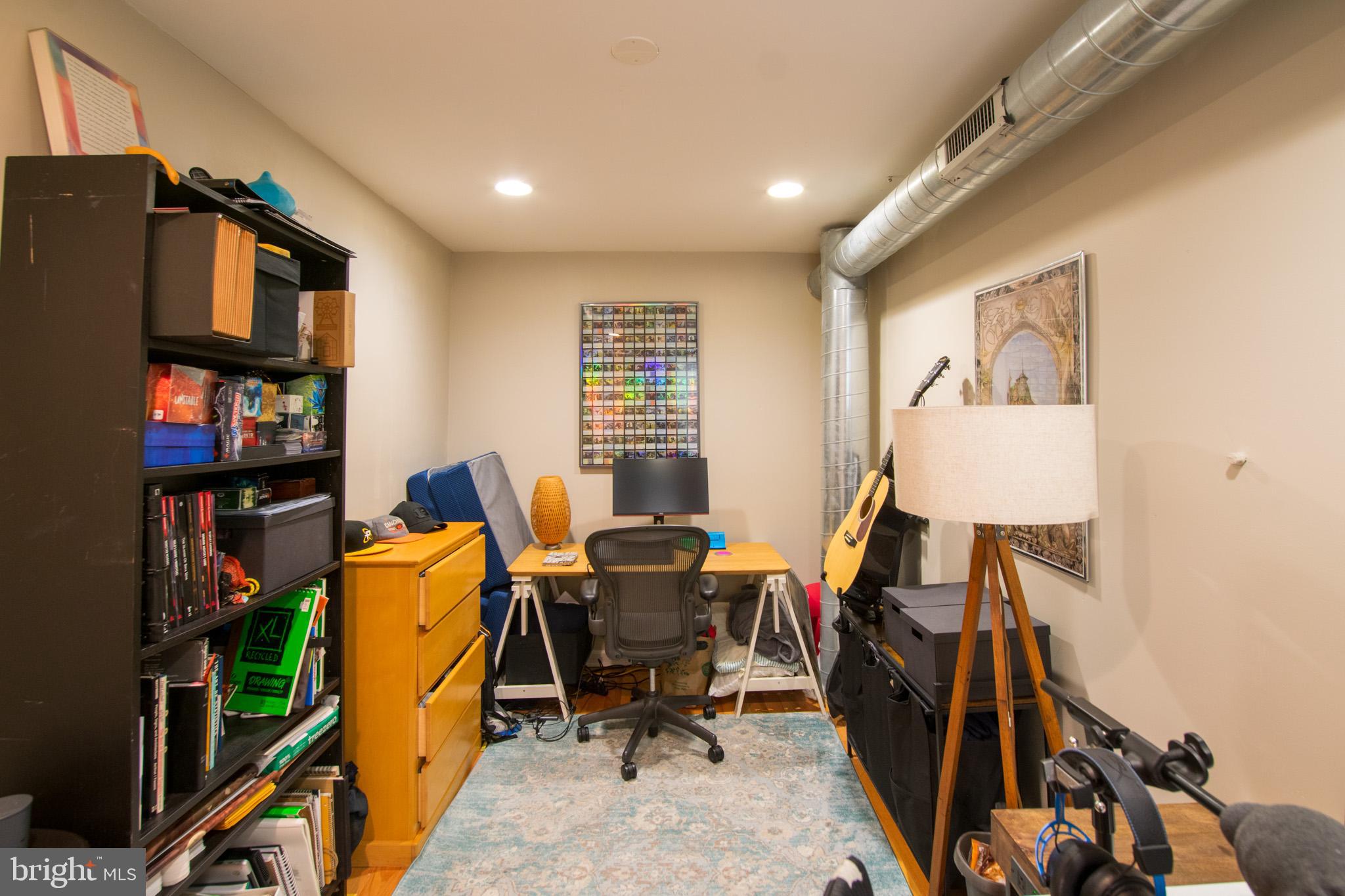 POINT BREEZE - Residential Lease