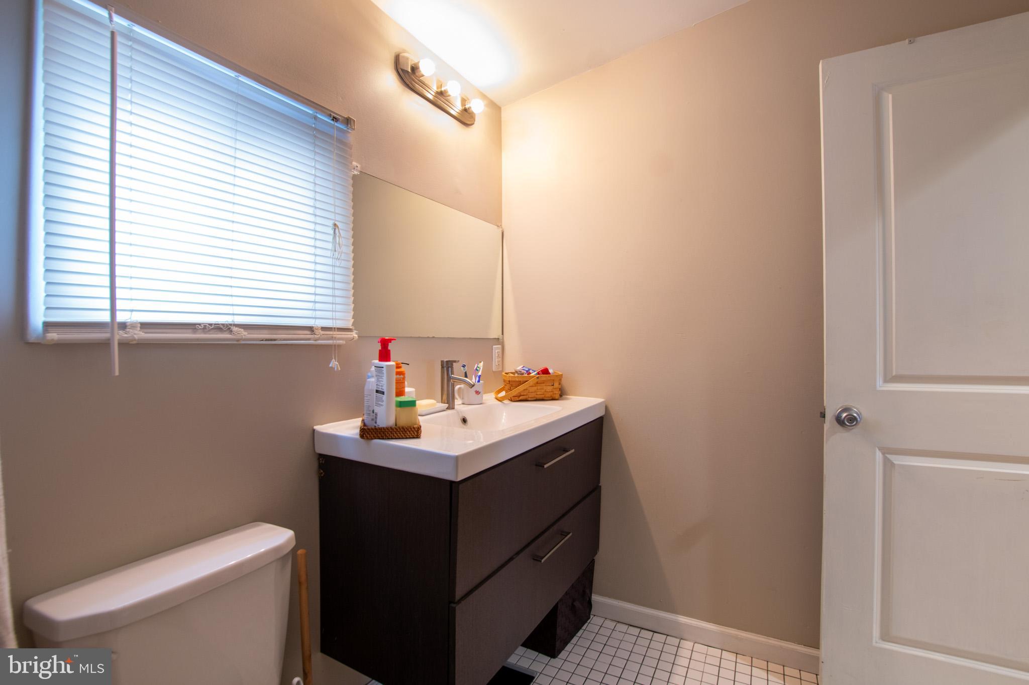 POINT BREEZE - Residential Lease