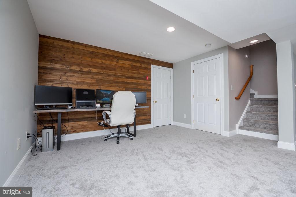 ARBOR POINT - Residential
