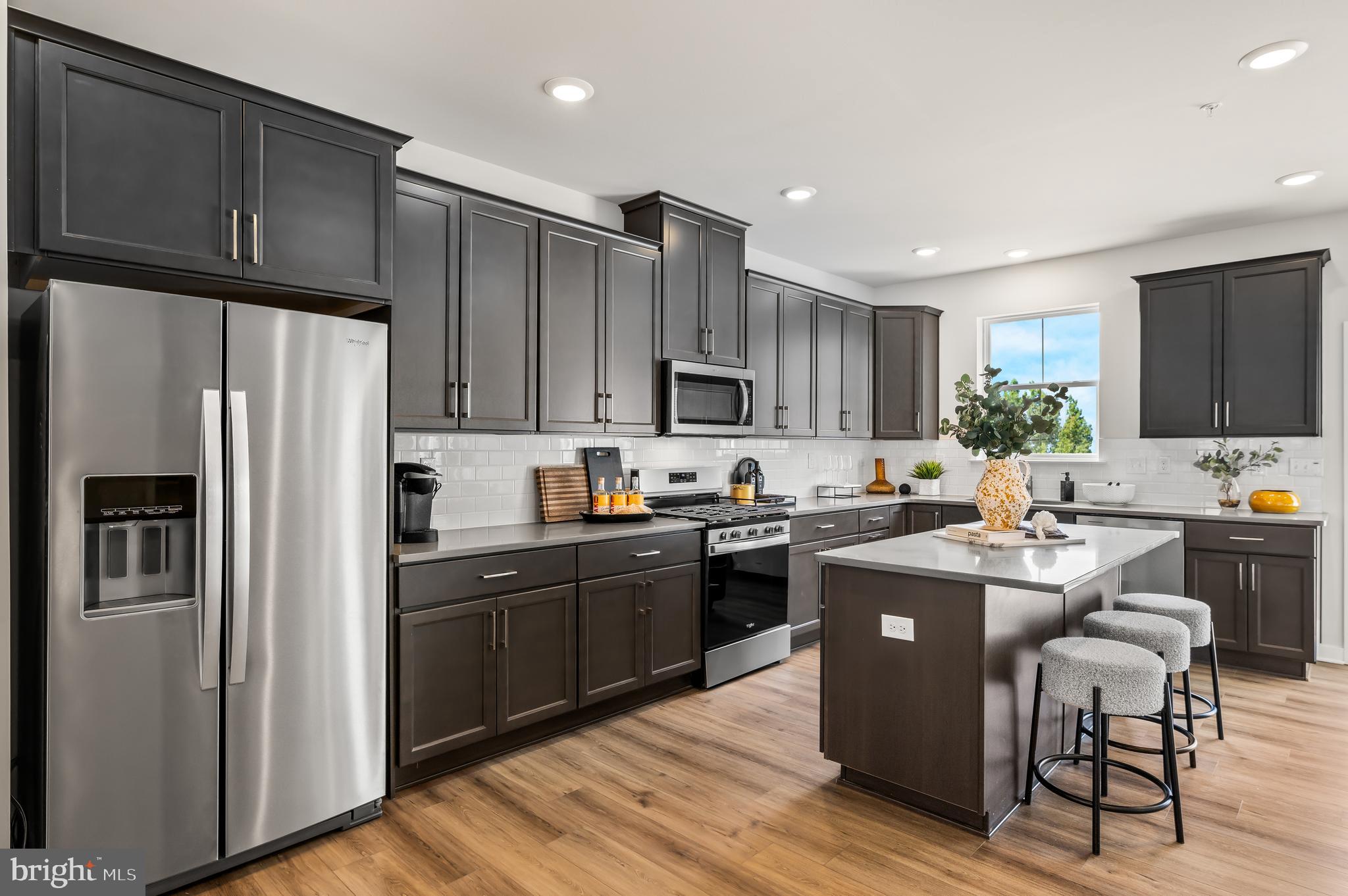 RIVER POINTE - Residential