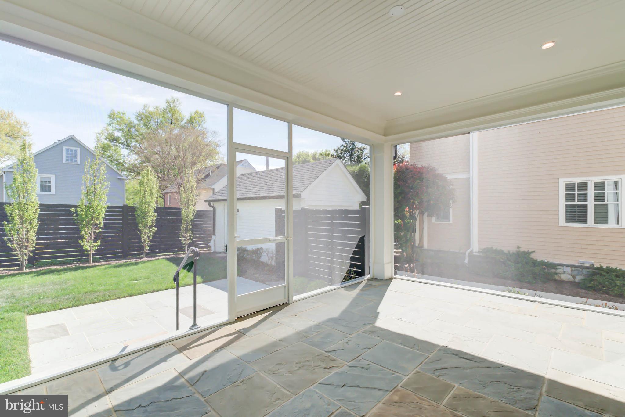 CHEVY CHASE - Residential