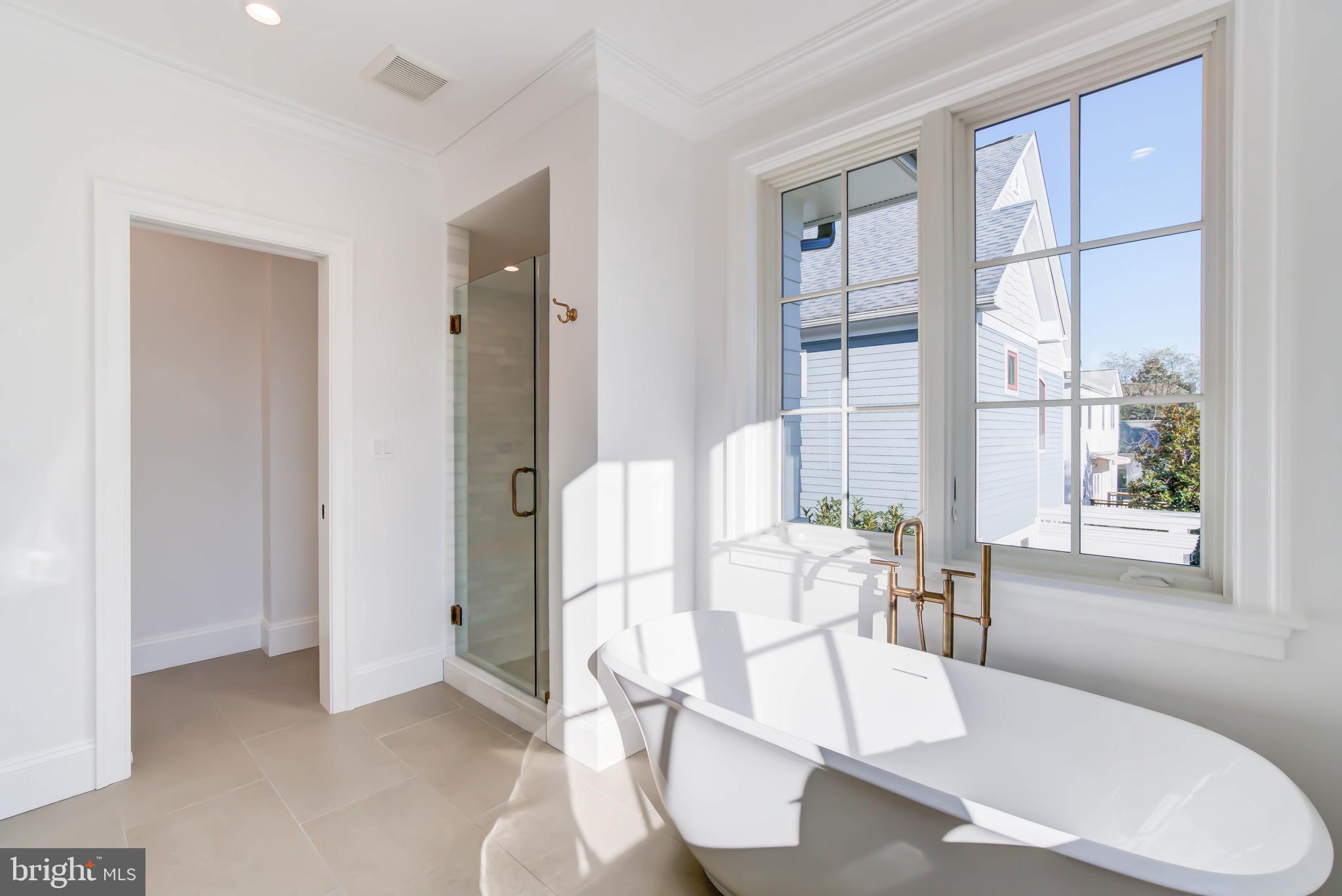 CHEVY CHASE - Residential