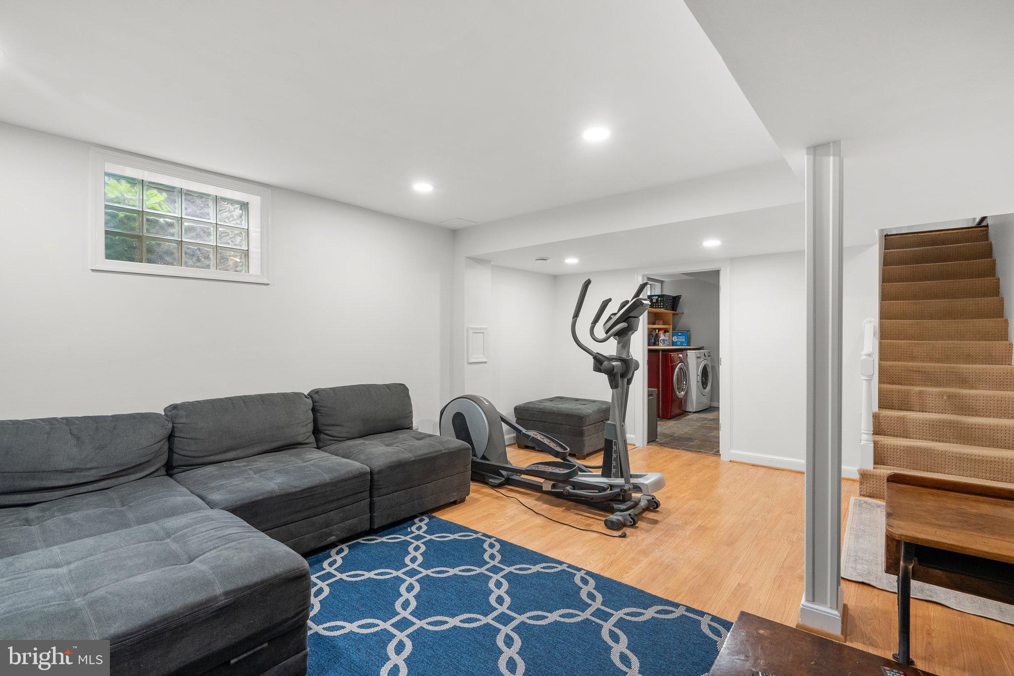 WOODMOOR - Residential