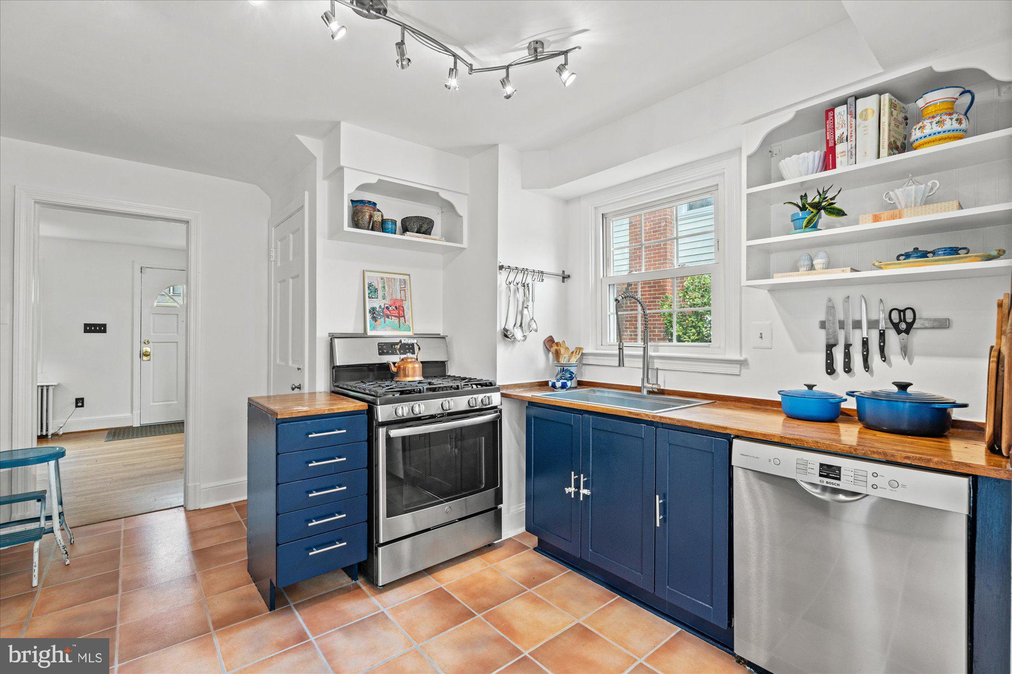 DEL RAY - Residential