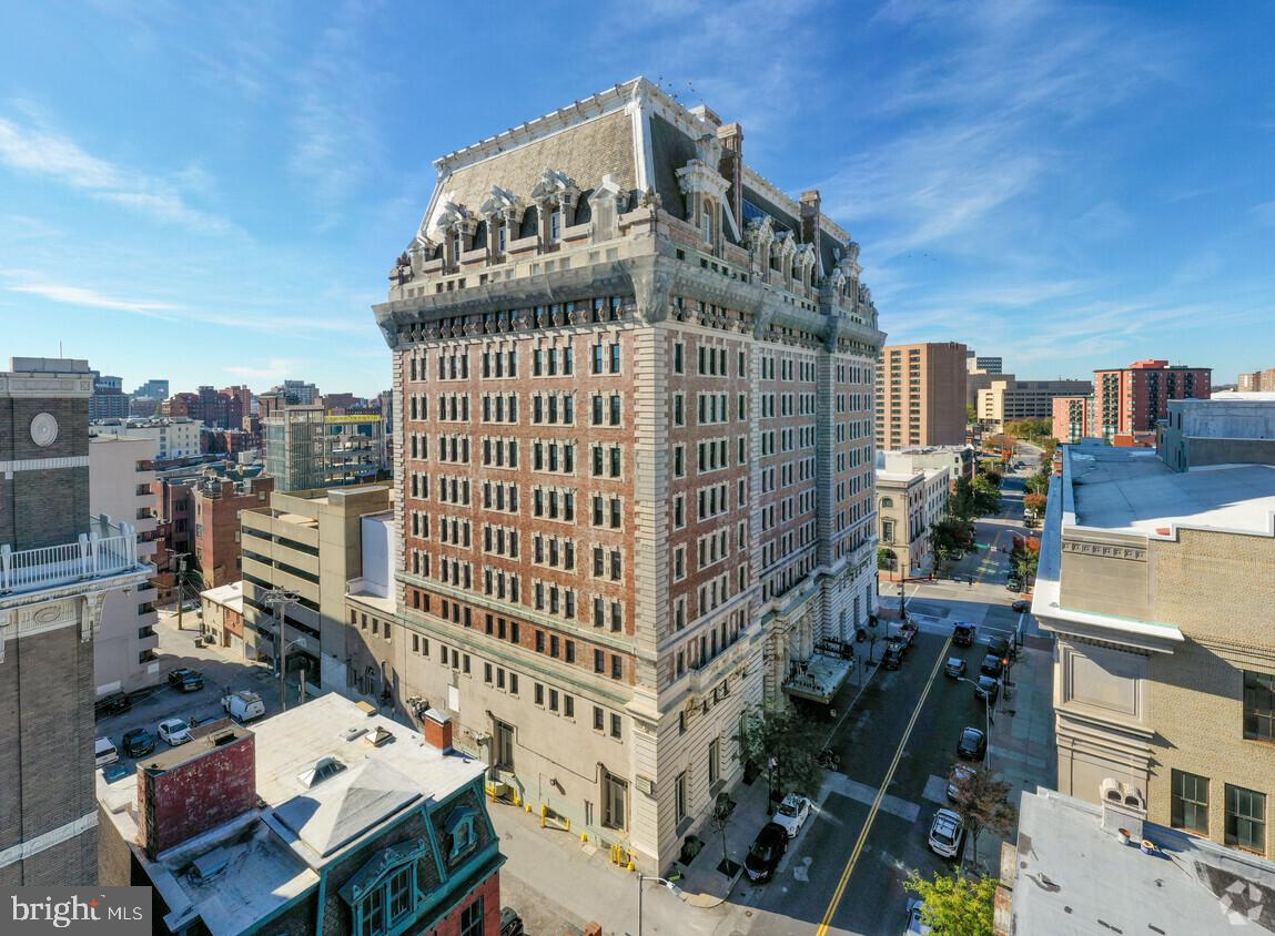 1 E CHASE STREET 1102-1123
