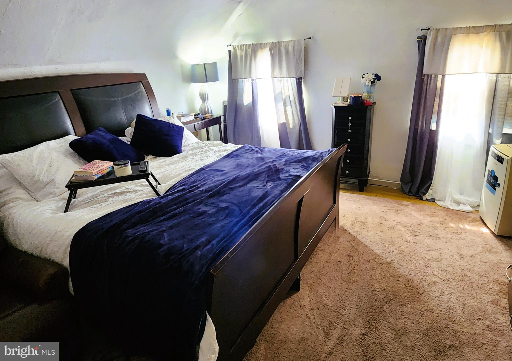 ROSLYN - Residential