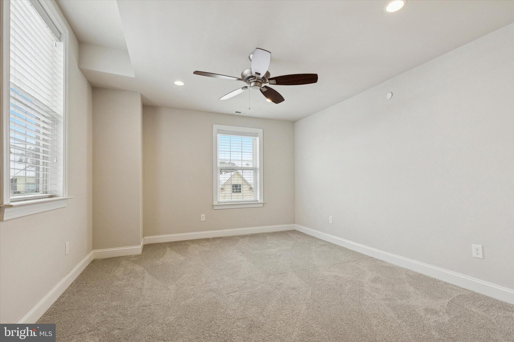 RESERVE AT CREEKSIDE - Residential