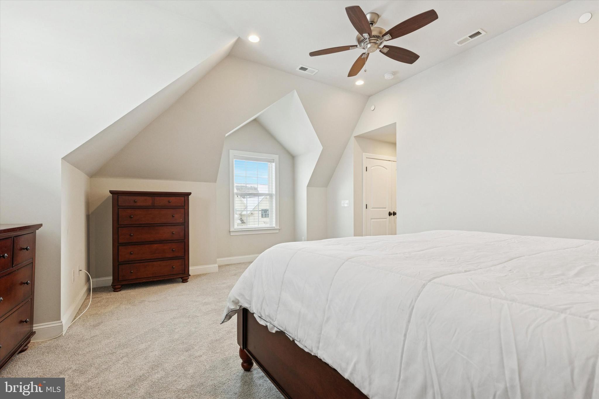 RESERVE AT CREEKSIDE - Residential