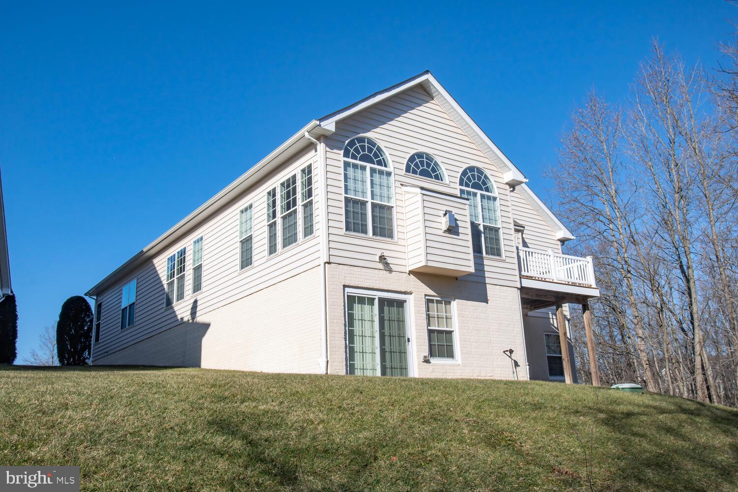 SYMPHONY VILLAGE AT CENTREVILLE - Residential