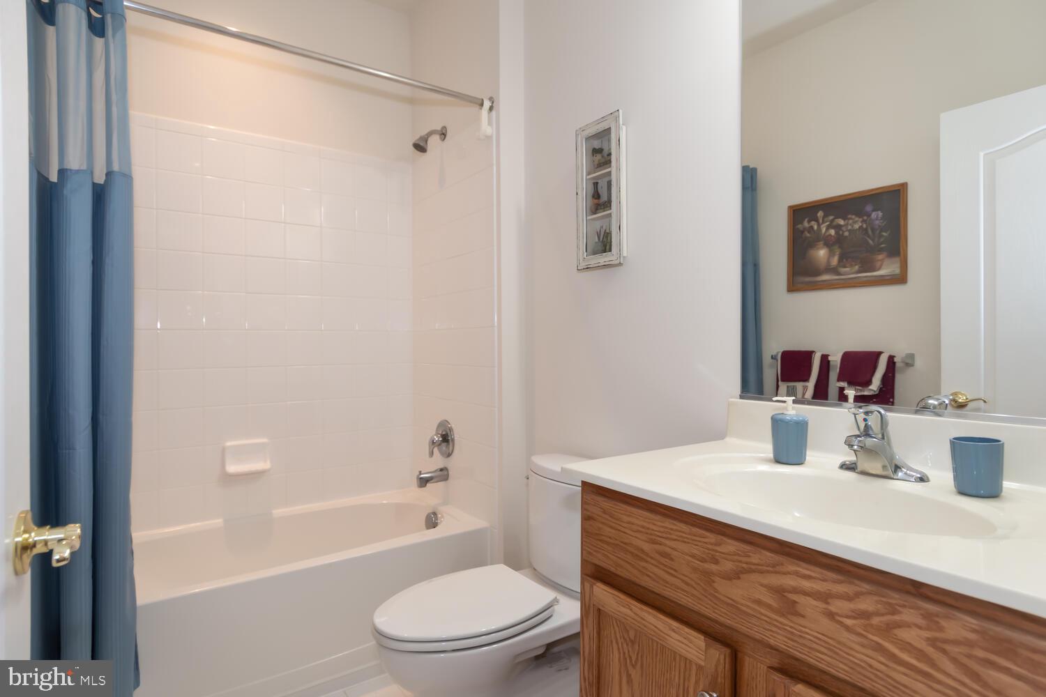 SYMPHONY VILLAGE AT CENTREVILLE - Residential