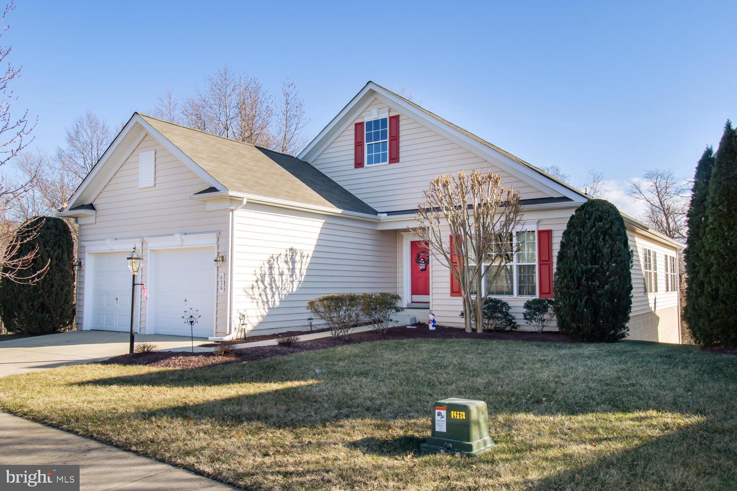 SYMPHONY VILLAGE AT CENTREVILLE - Residential