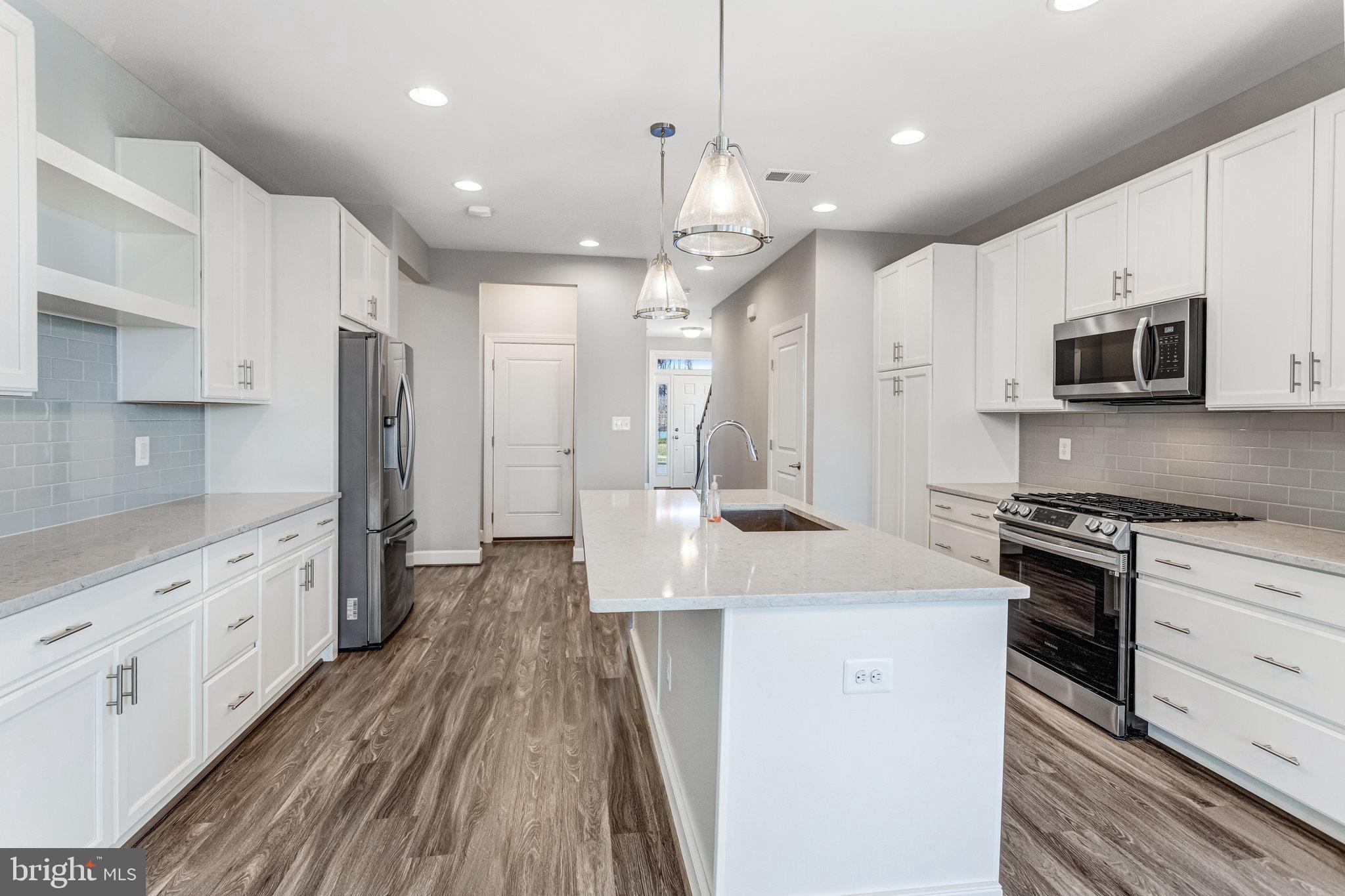 EMBREY MILL - Residential