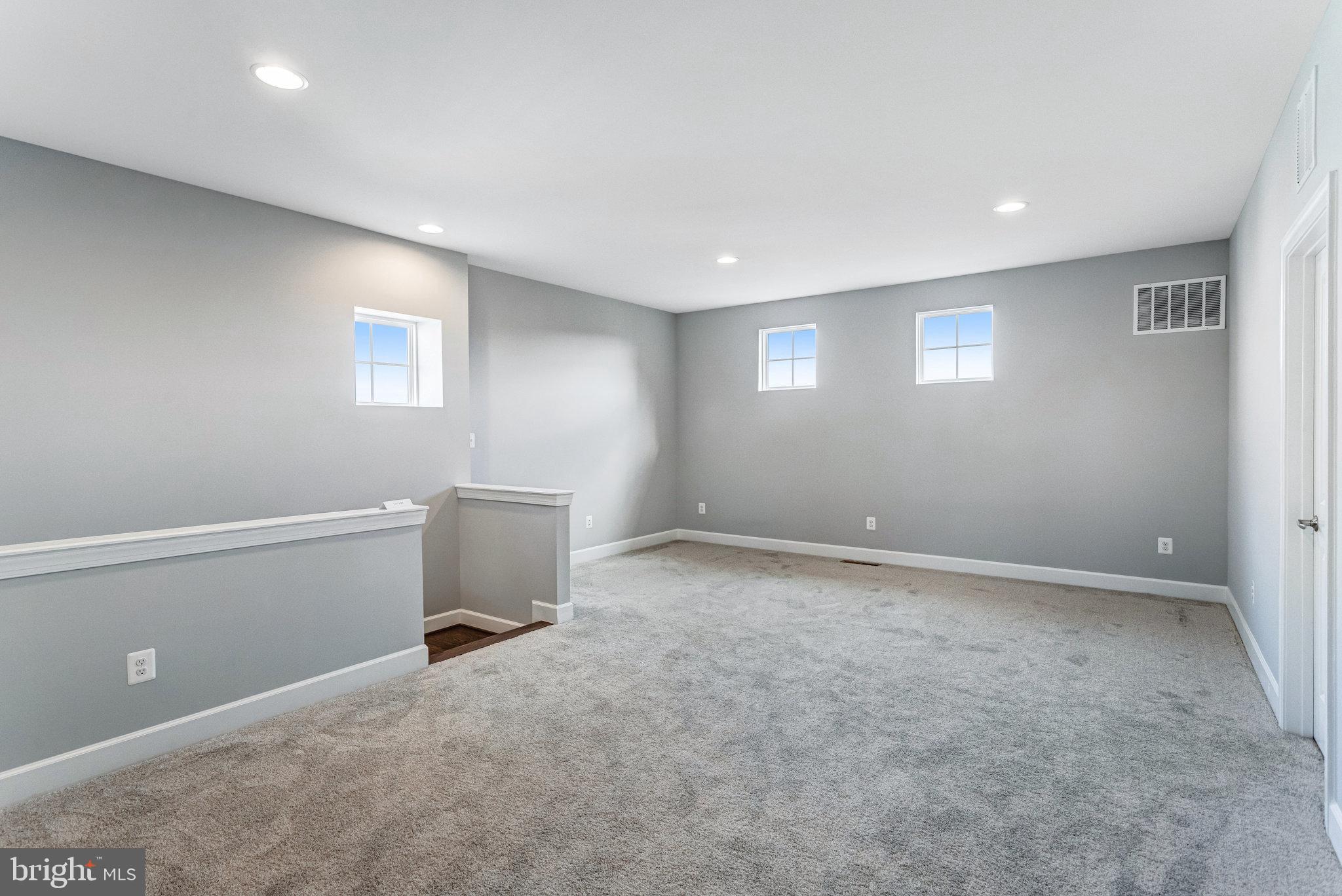 EMBREY MILL - Residential