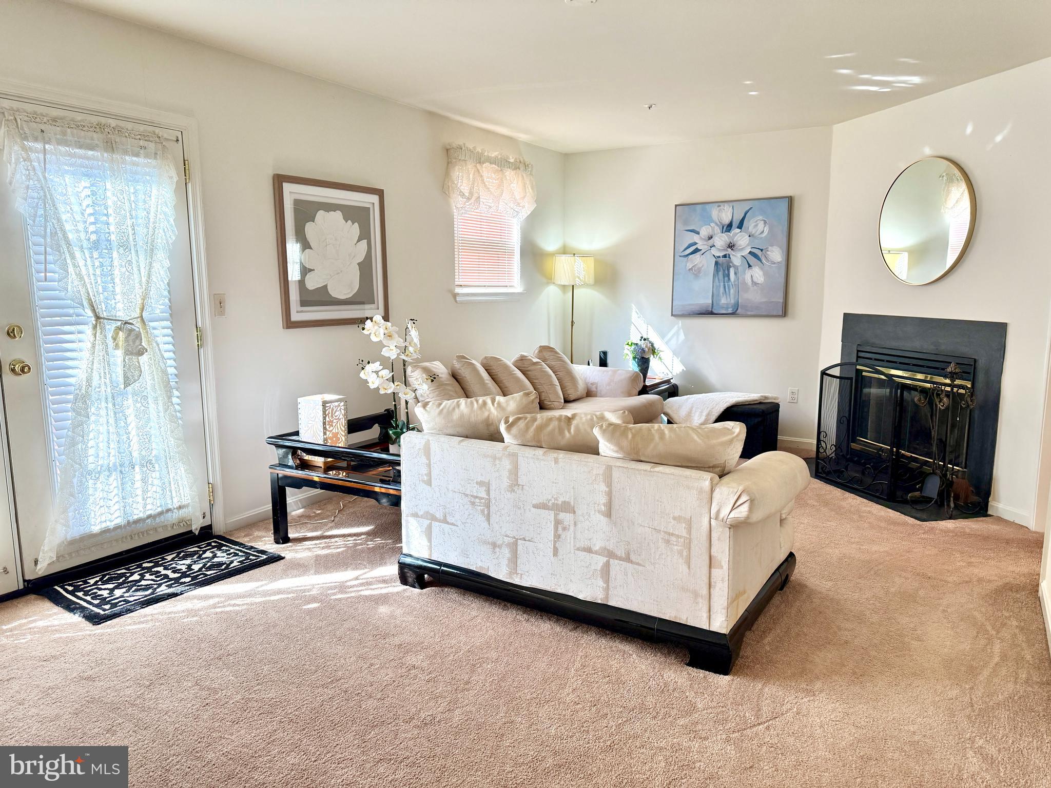 SEVEN OAKS - Residential