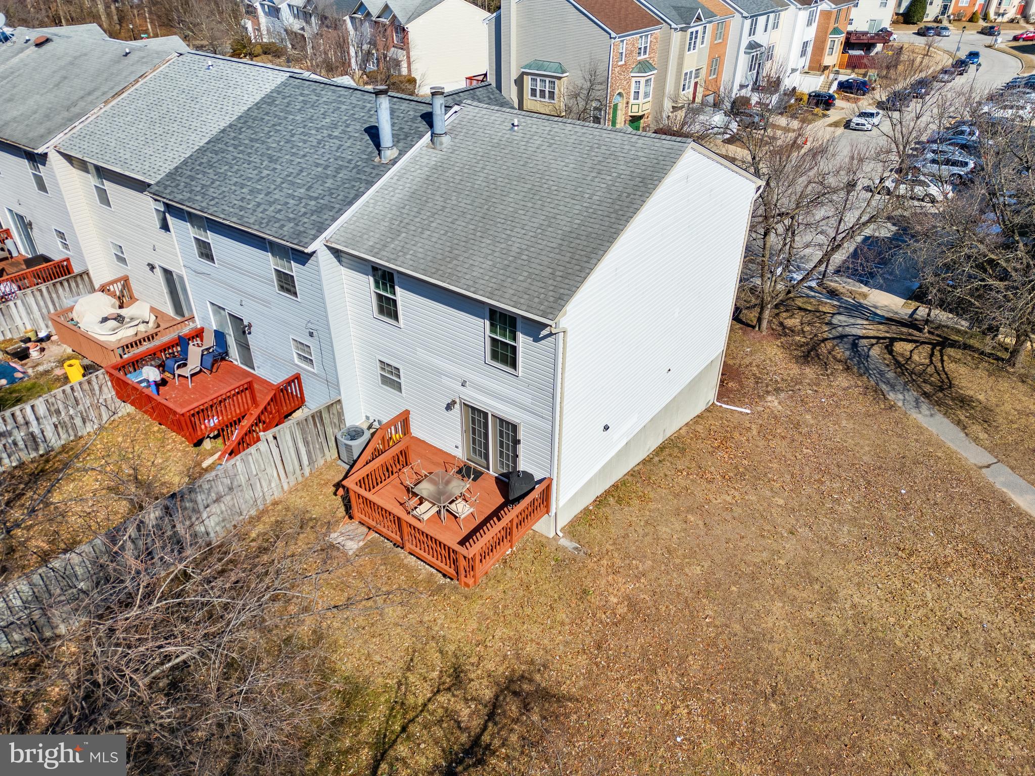 SEVEN OAKS - Residential