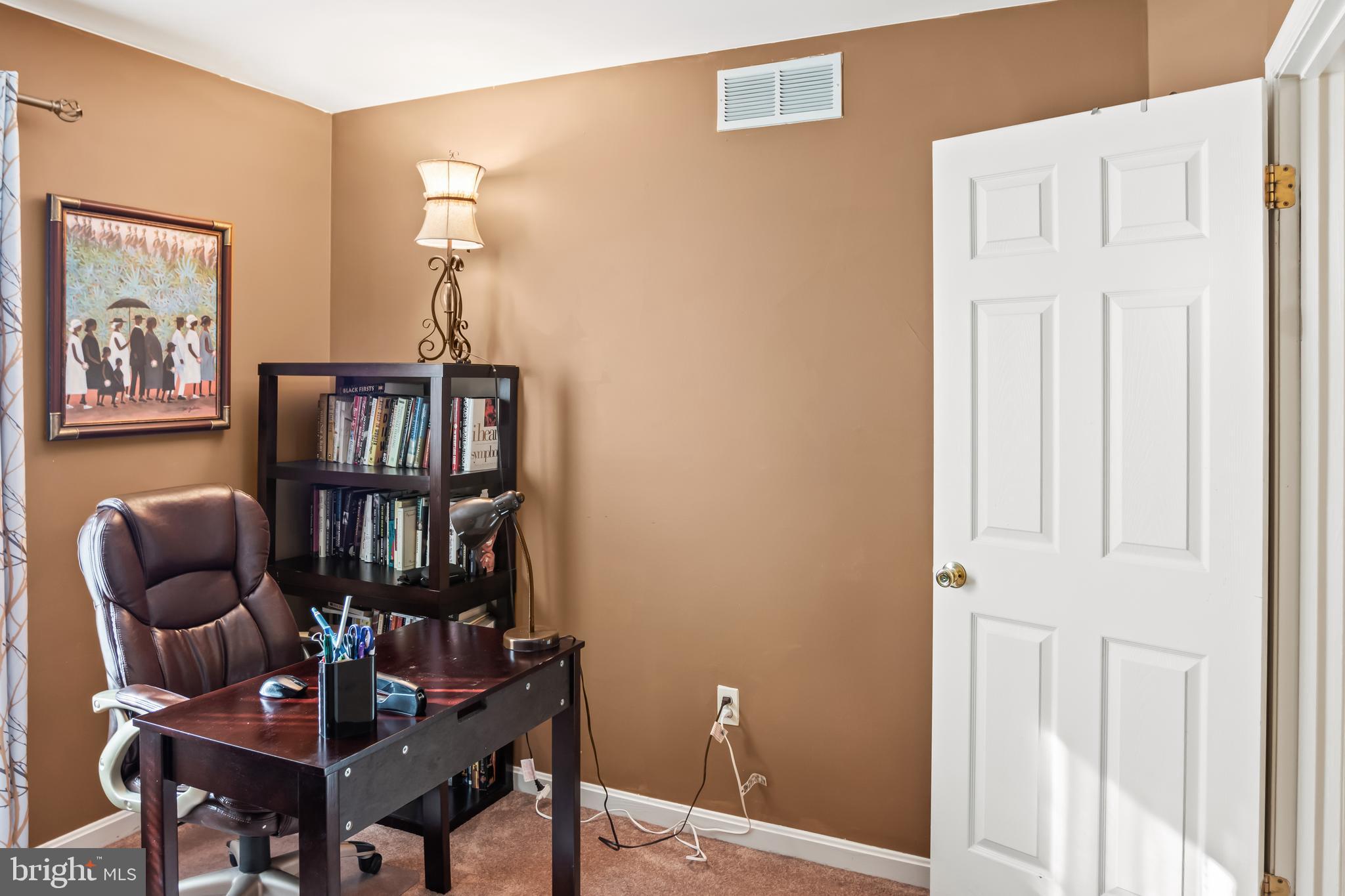 SEVEN OAKS - Residential