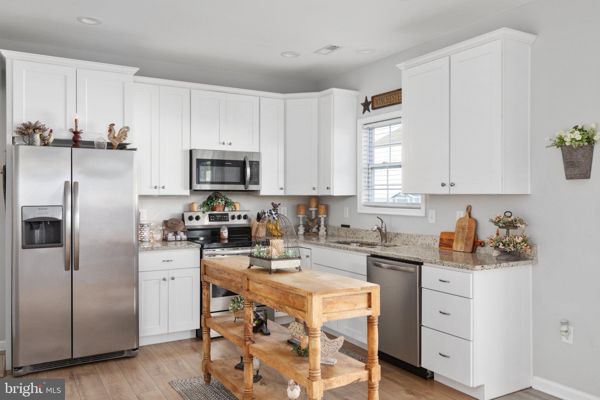 PRENTISS POINT - Residential