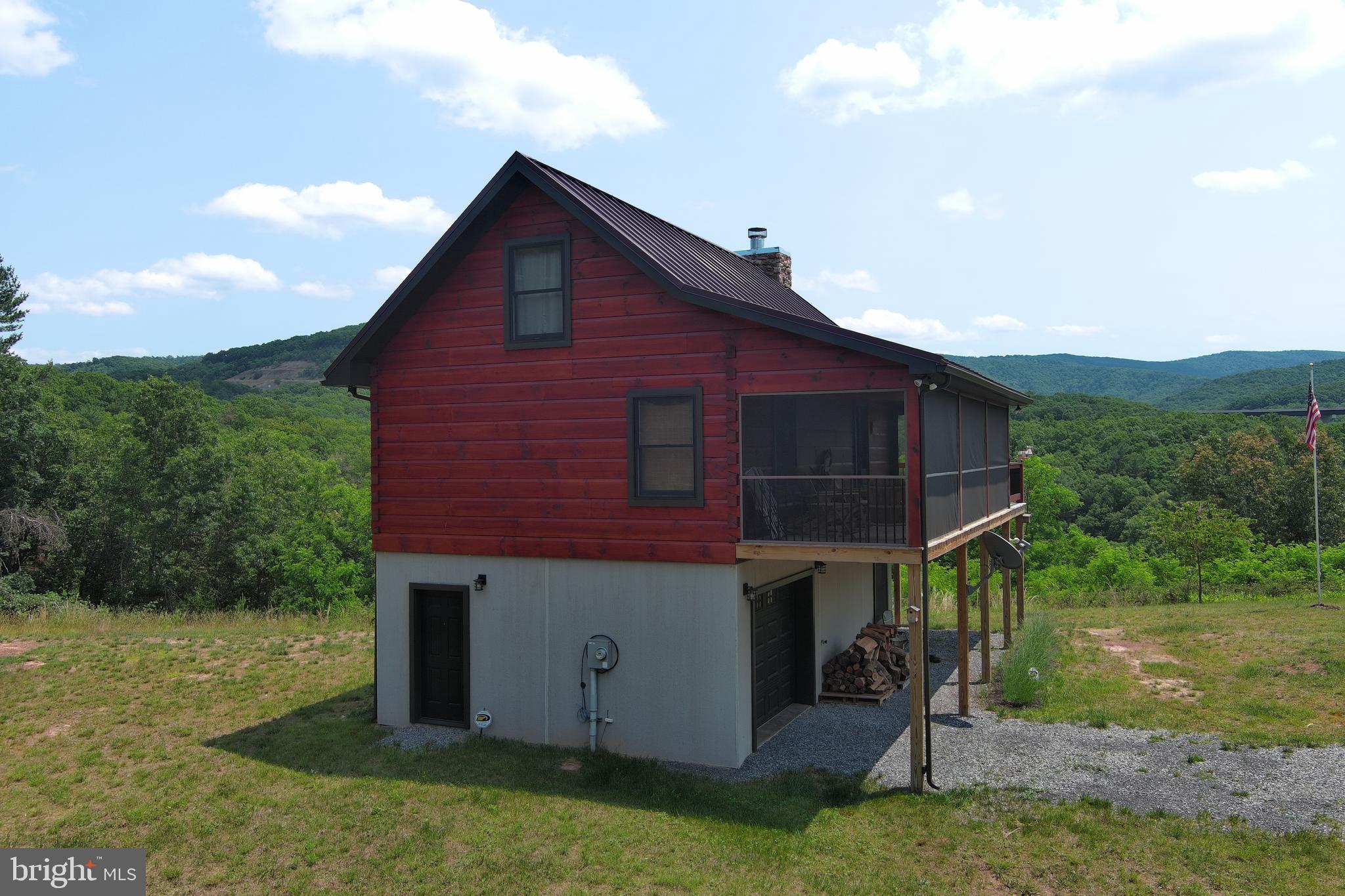 ASHTON WOODS - Residential