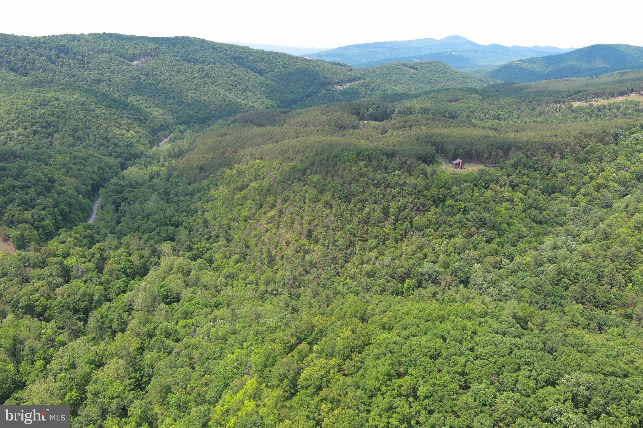 ASHTON WOODS - Residential