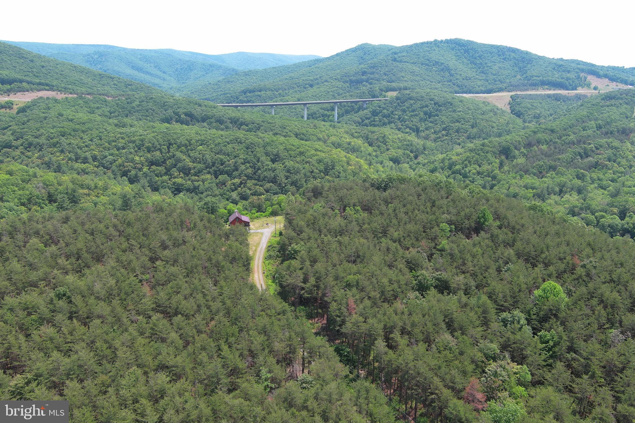 ASHTON WOODS - Residential