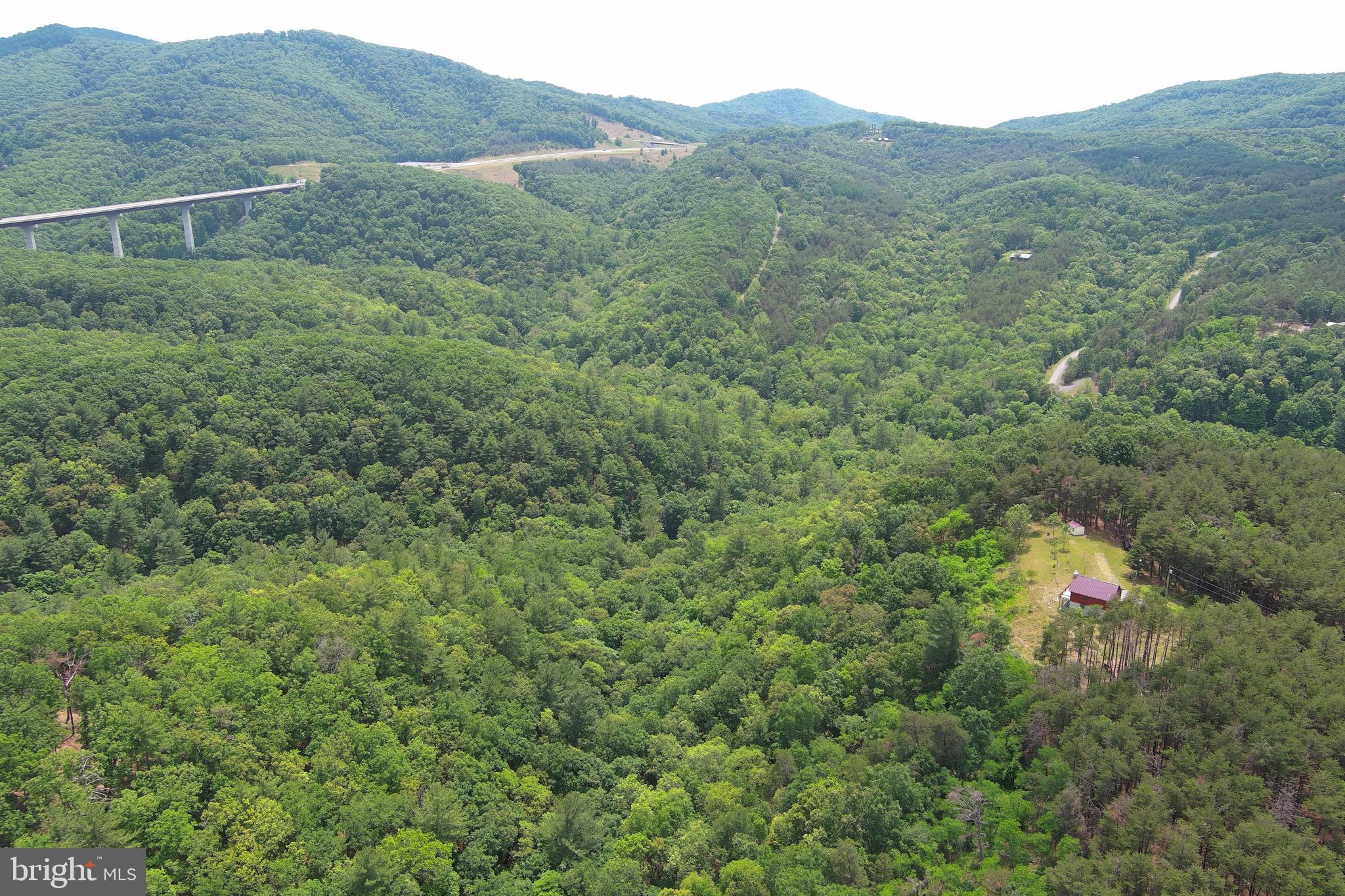 ASHTON WOODS - Residential