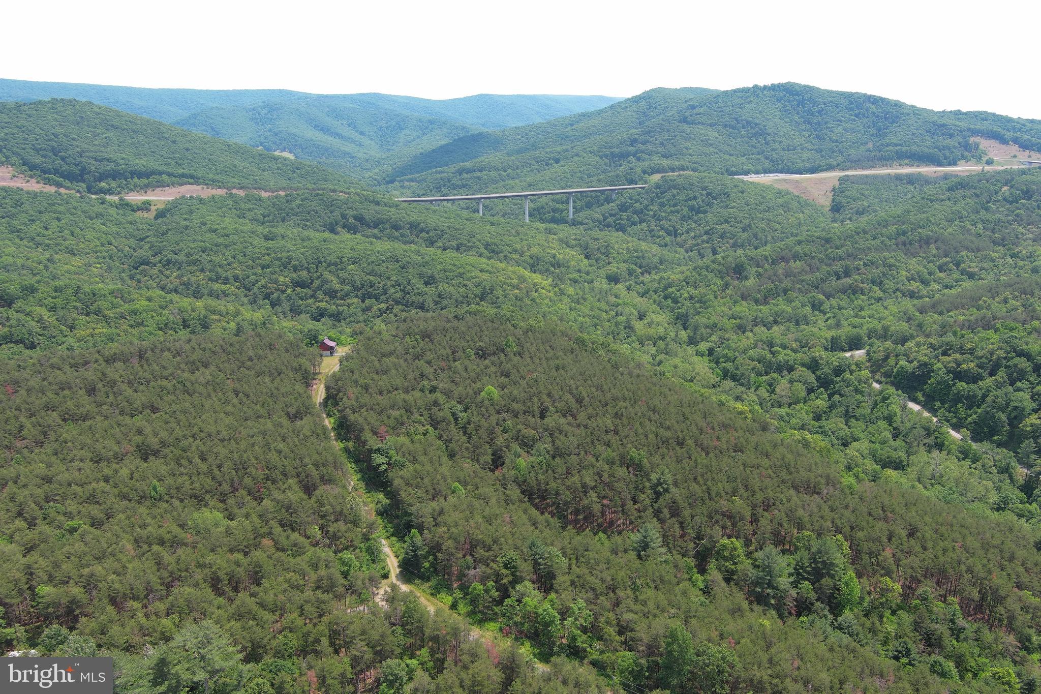 ASHTON WOODS - Residential