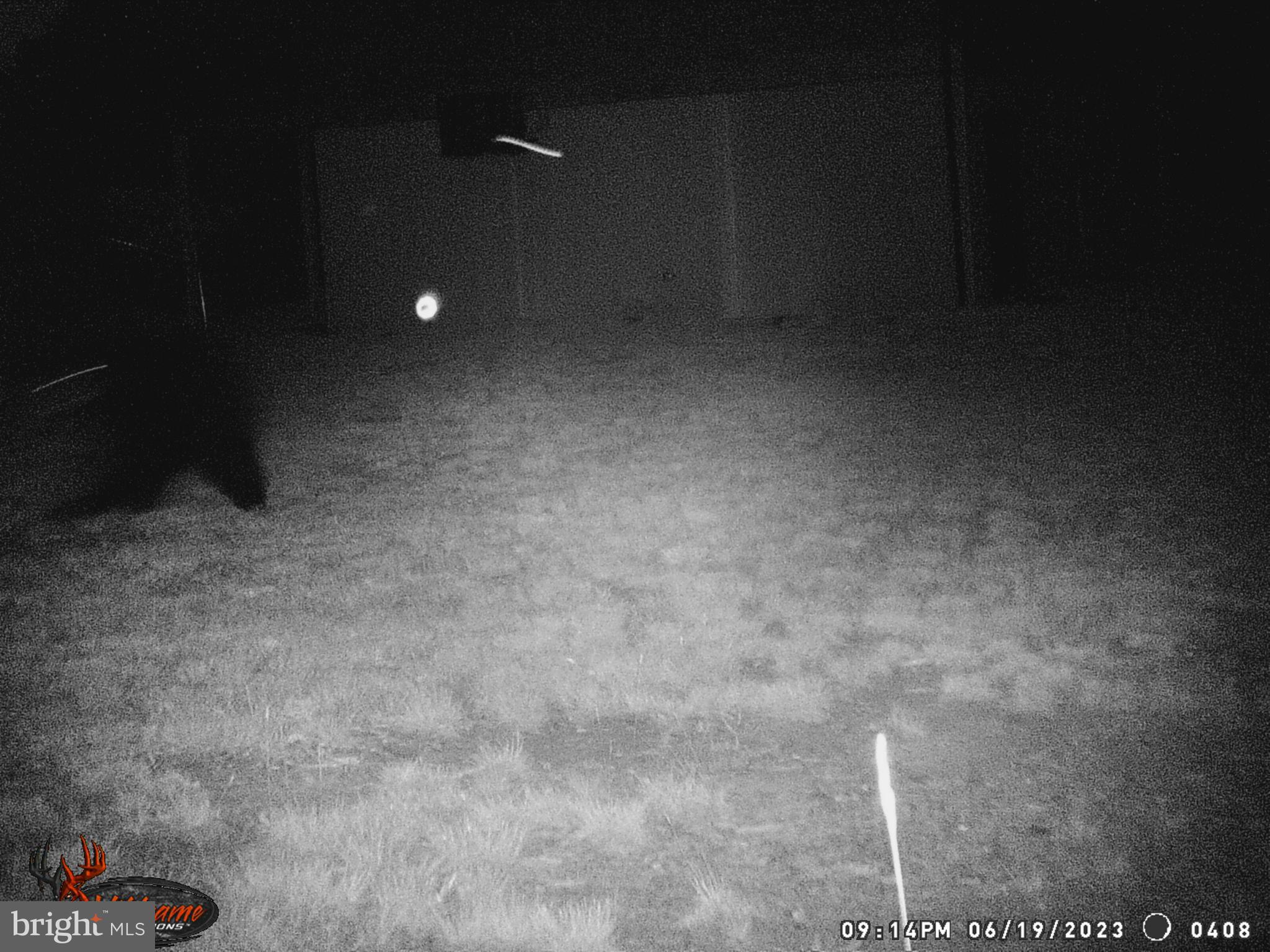 ASHTON WOODS - Residential