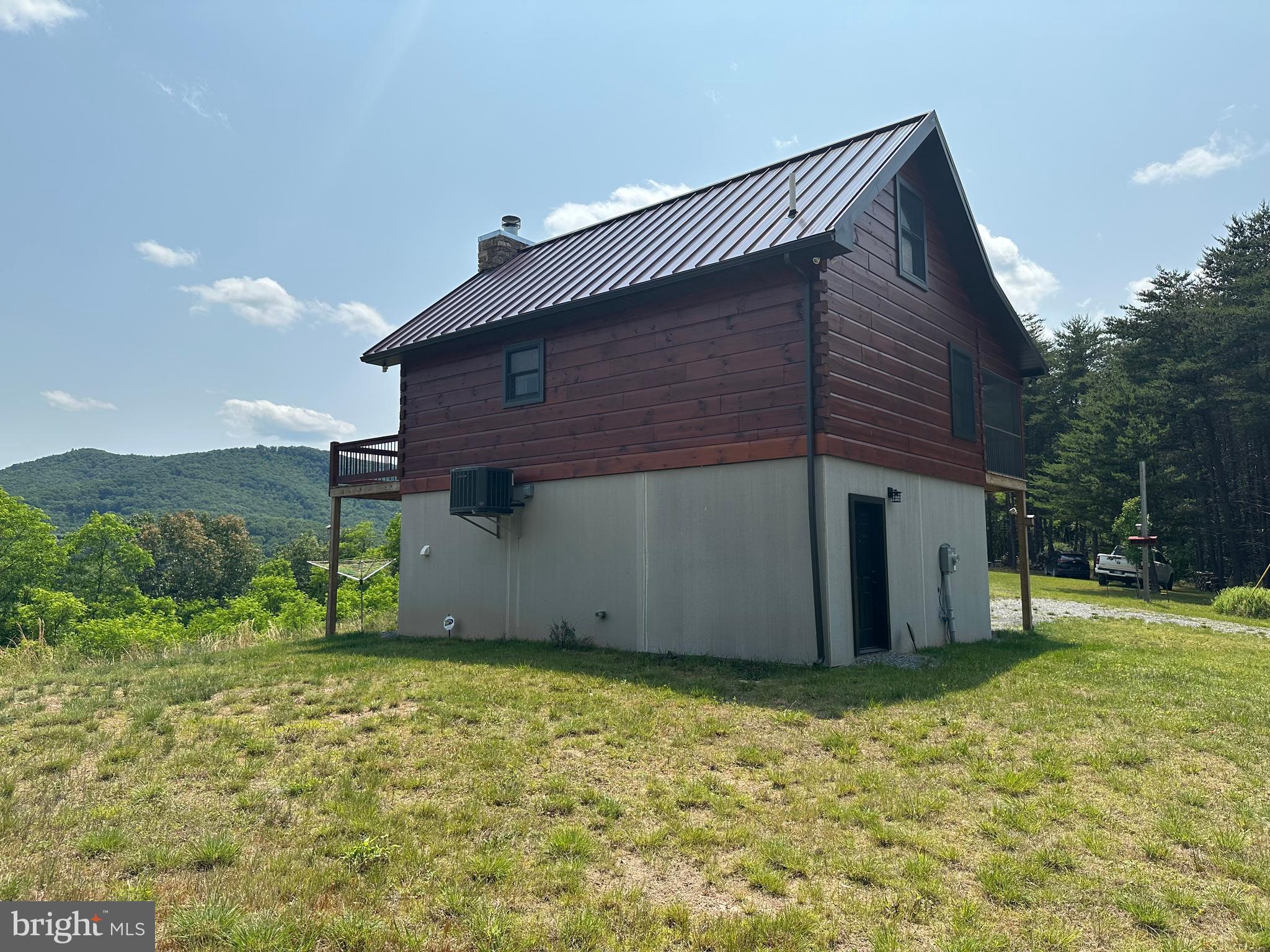 ASHTON WOODS - Residential