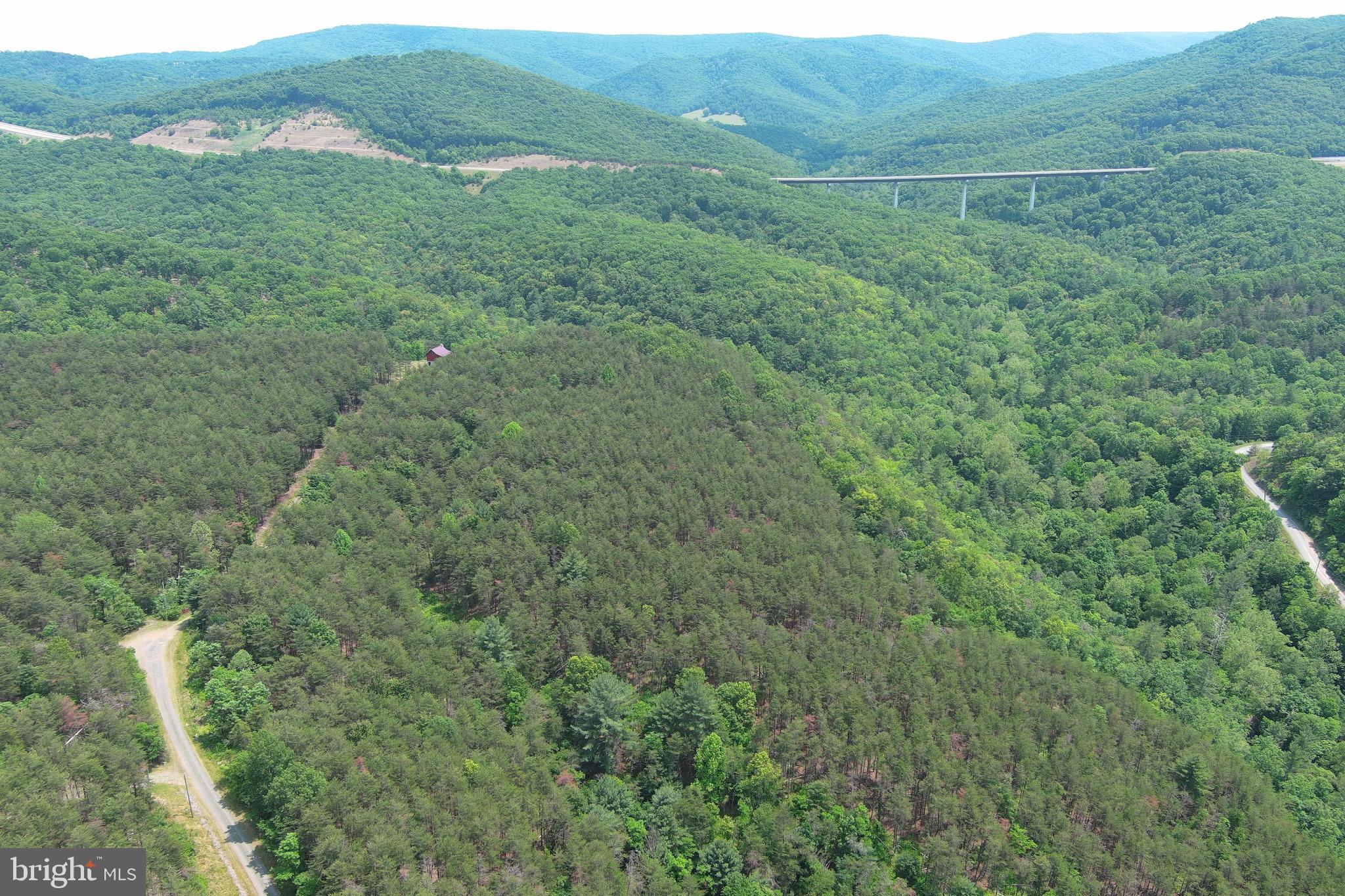 ASHTON WOODS - Residential