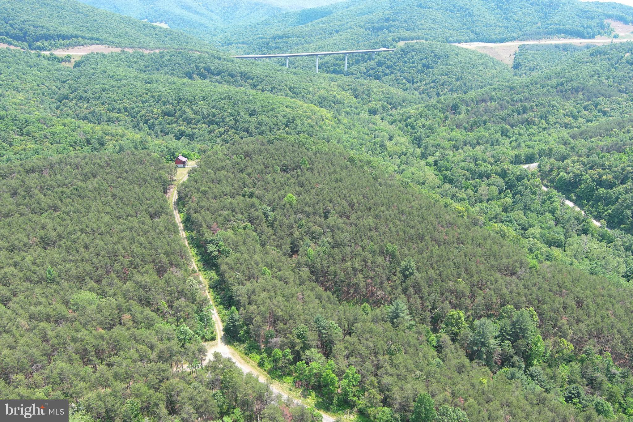 ASHTON WOODS - Residential