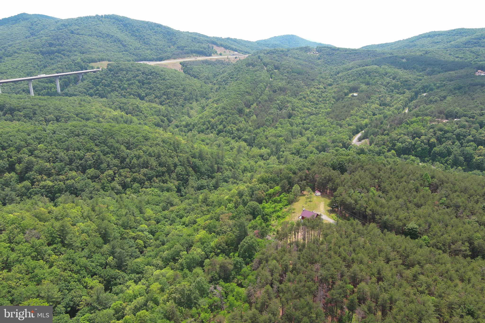 ASHTON WOODS - Residential