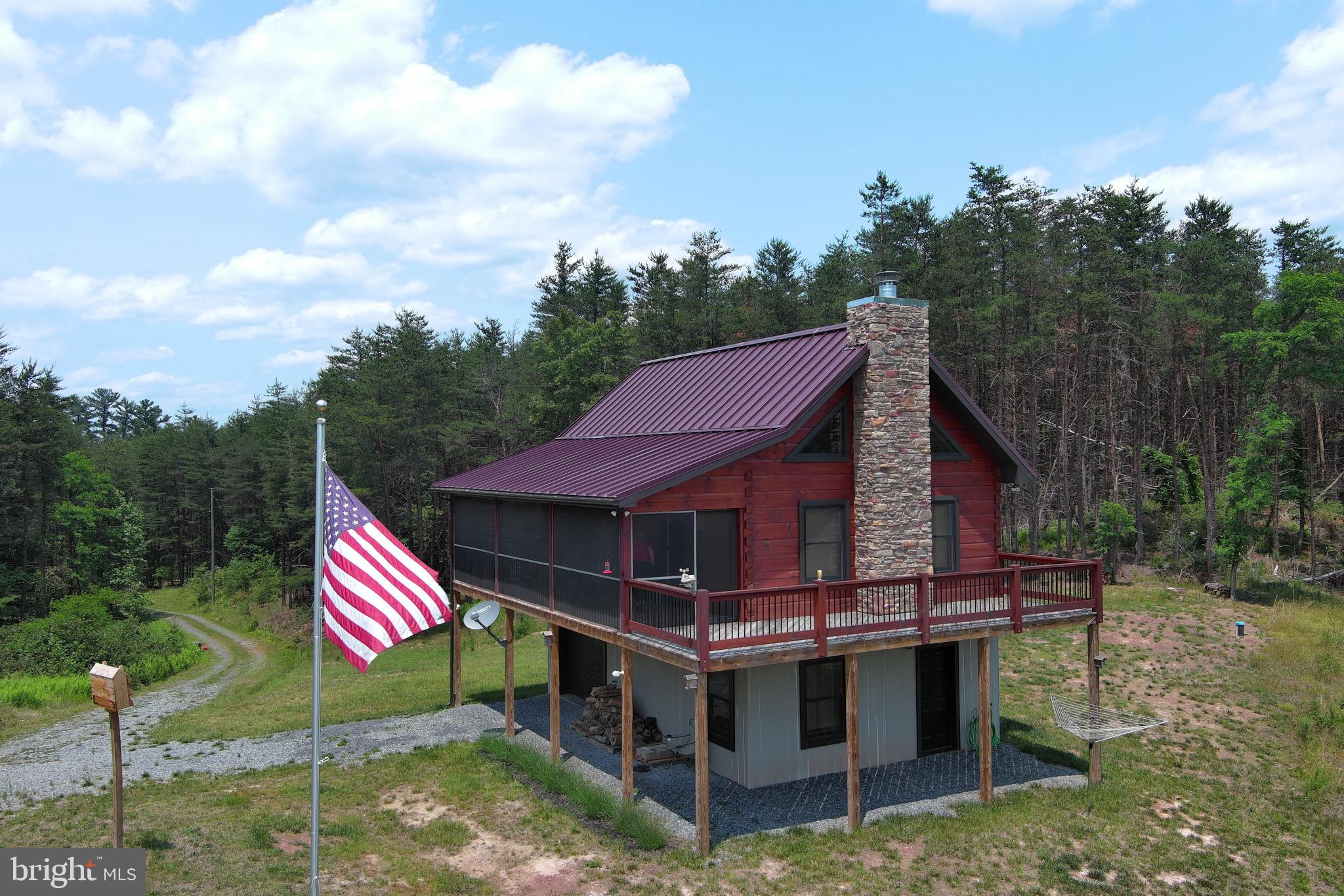 ASHTON WOODS - Residential