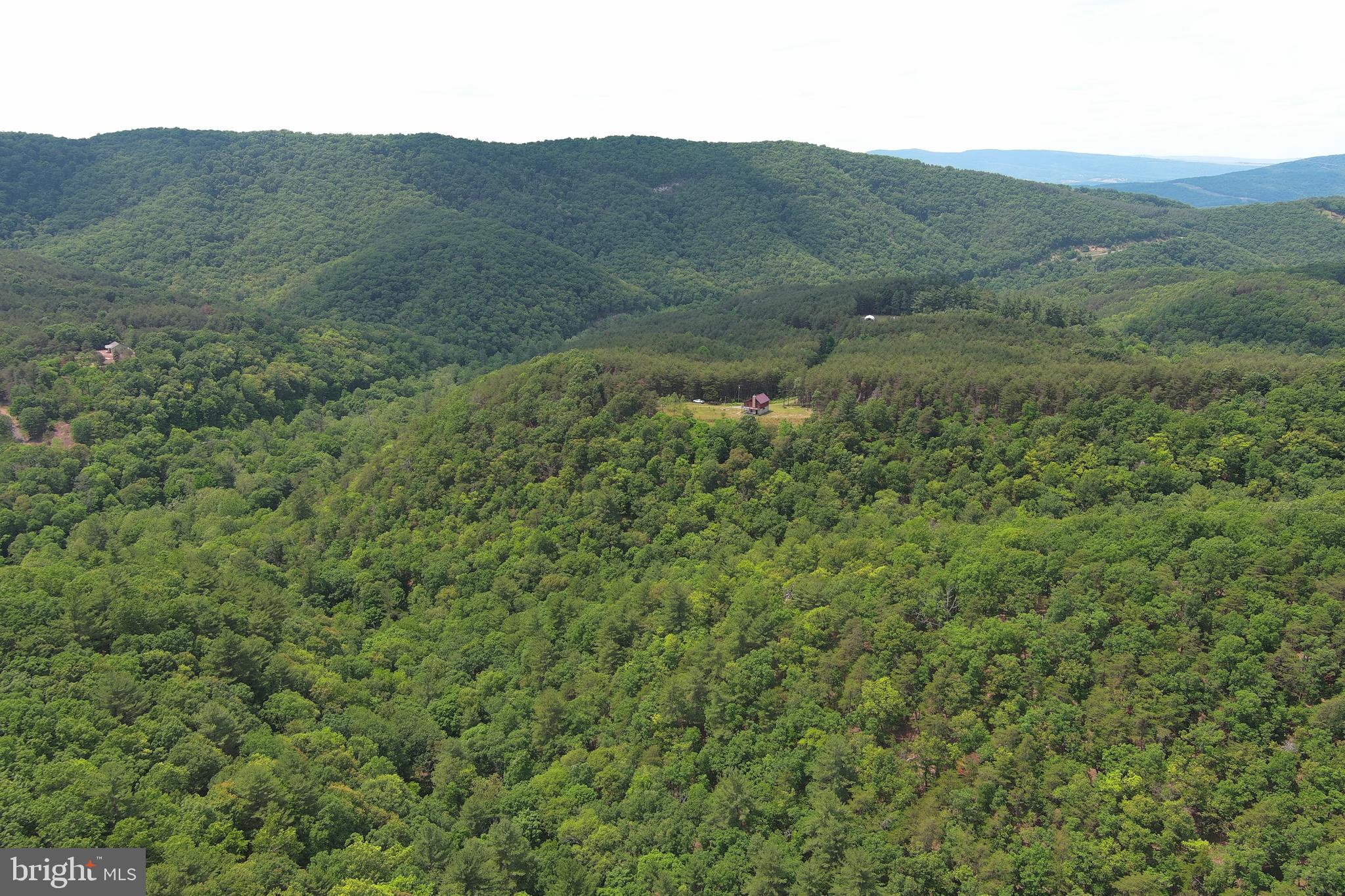 ASHTON WOODS - Residential