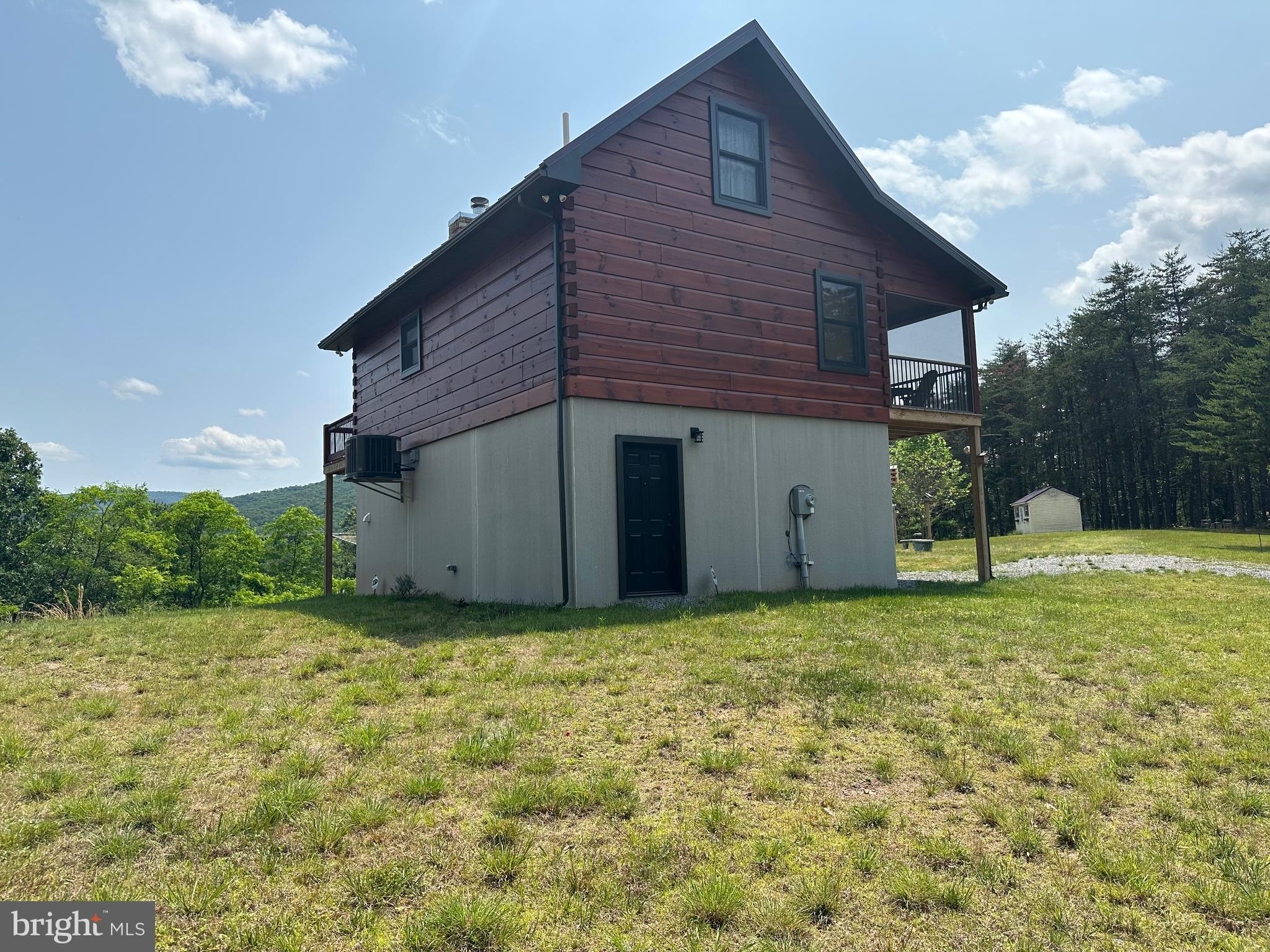 ASHTON WOODS - Residential