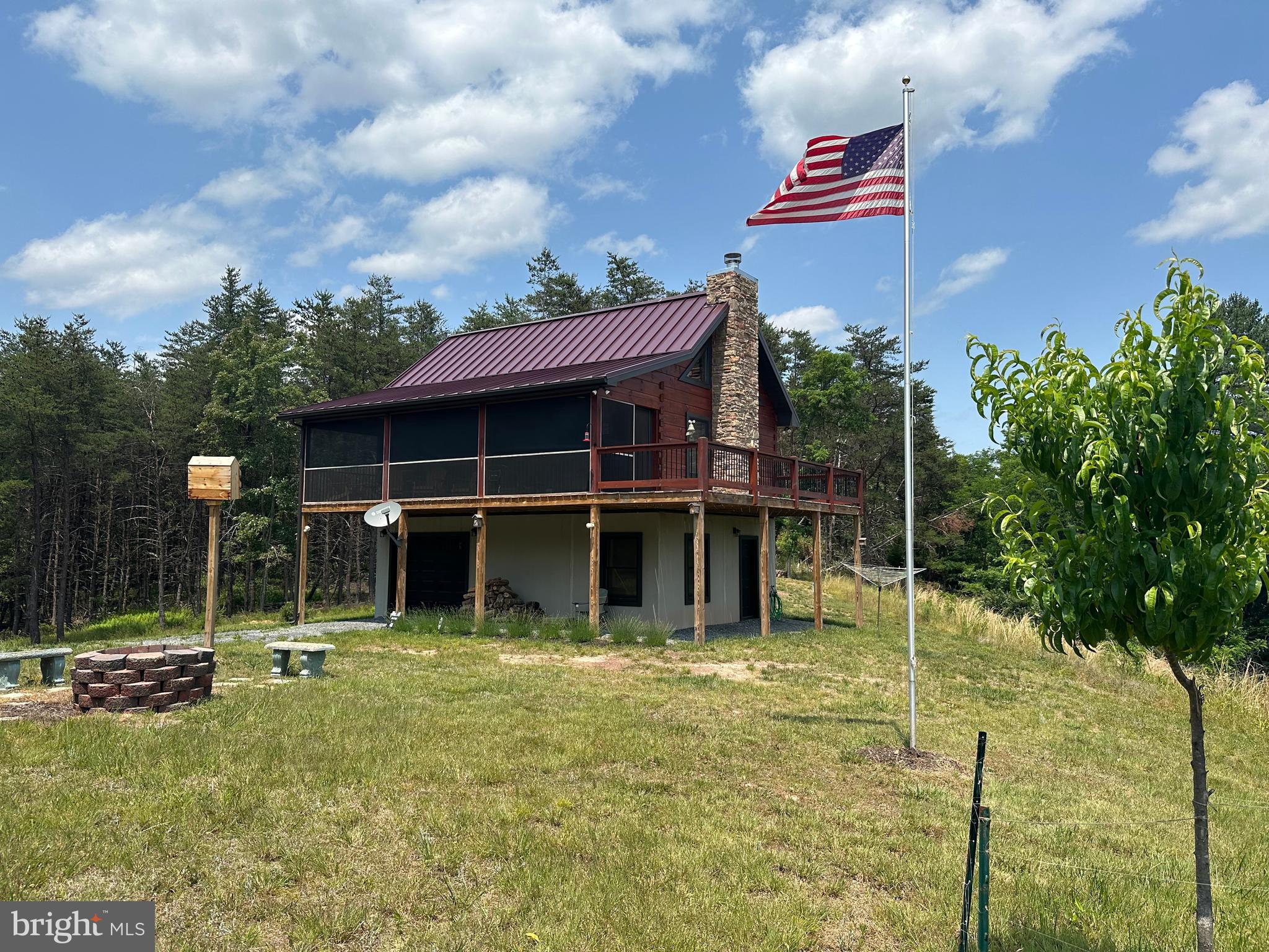 ASHTON WOODS - Residential