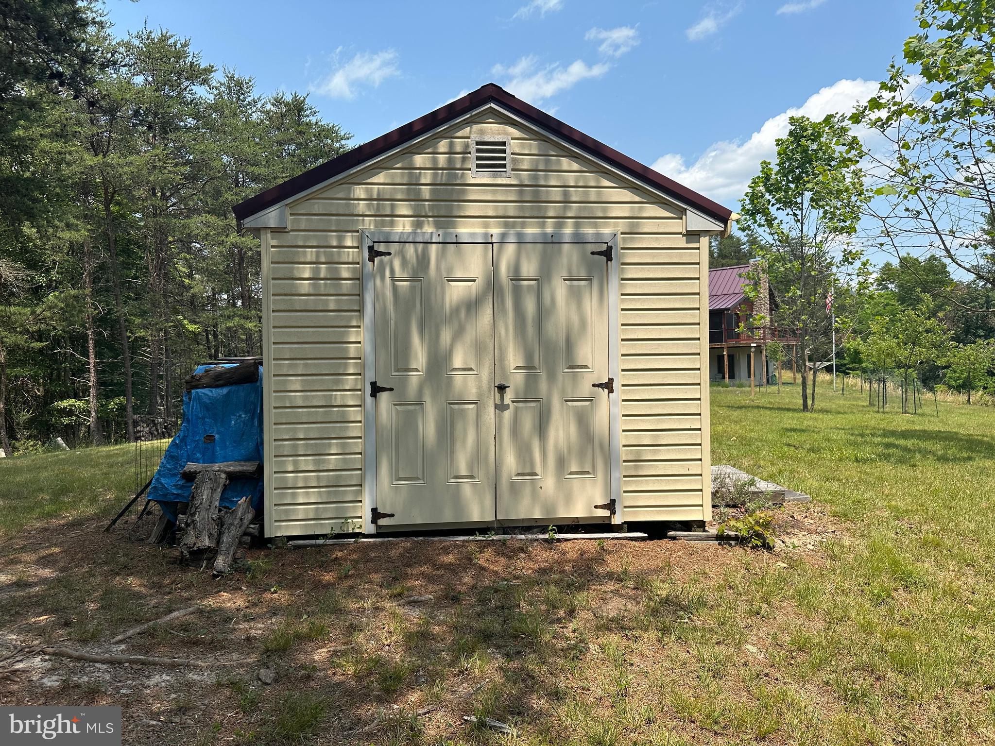 ASHTON WOODS - Residential