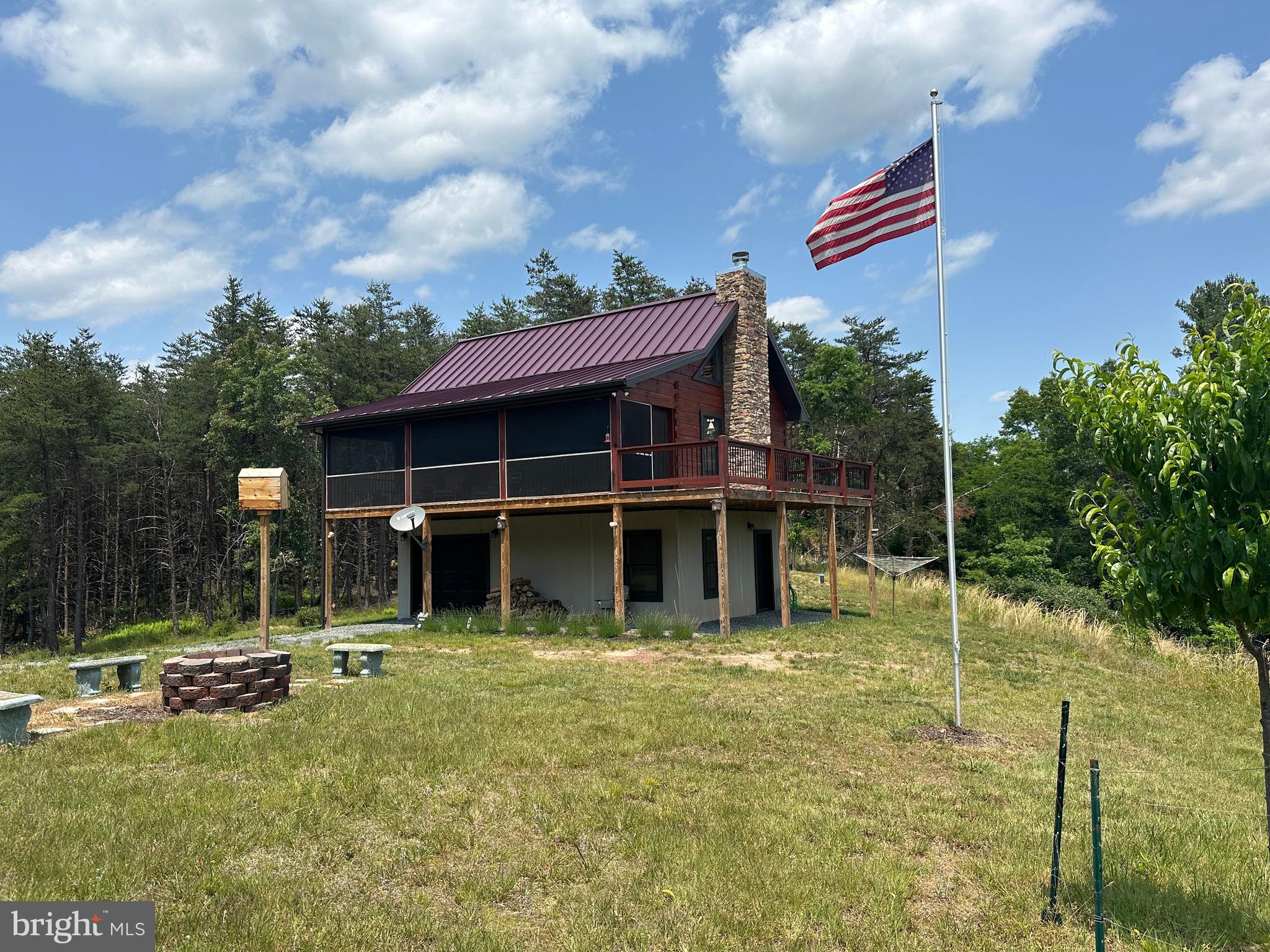 ASHTON WOODS - Residential