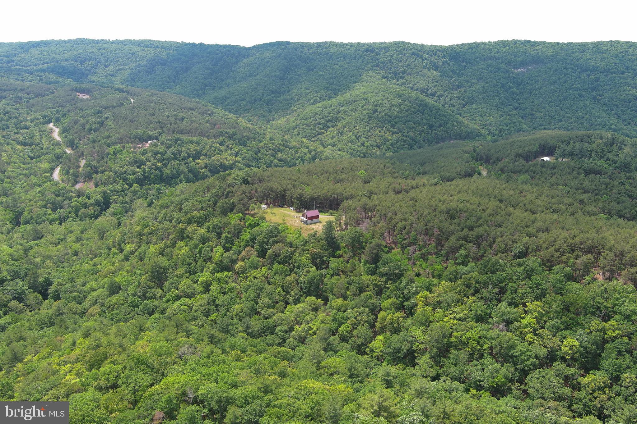 ASHTON WOODS - Residential