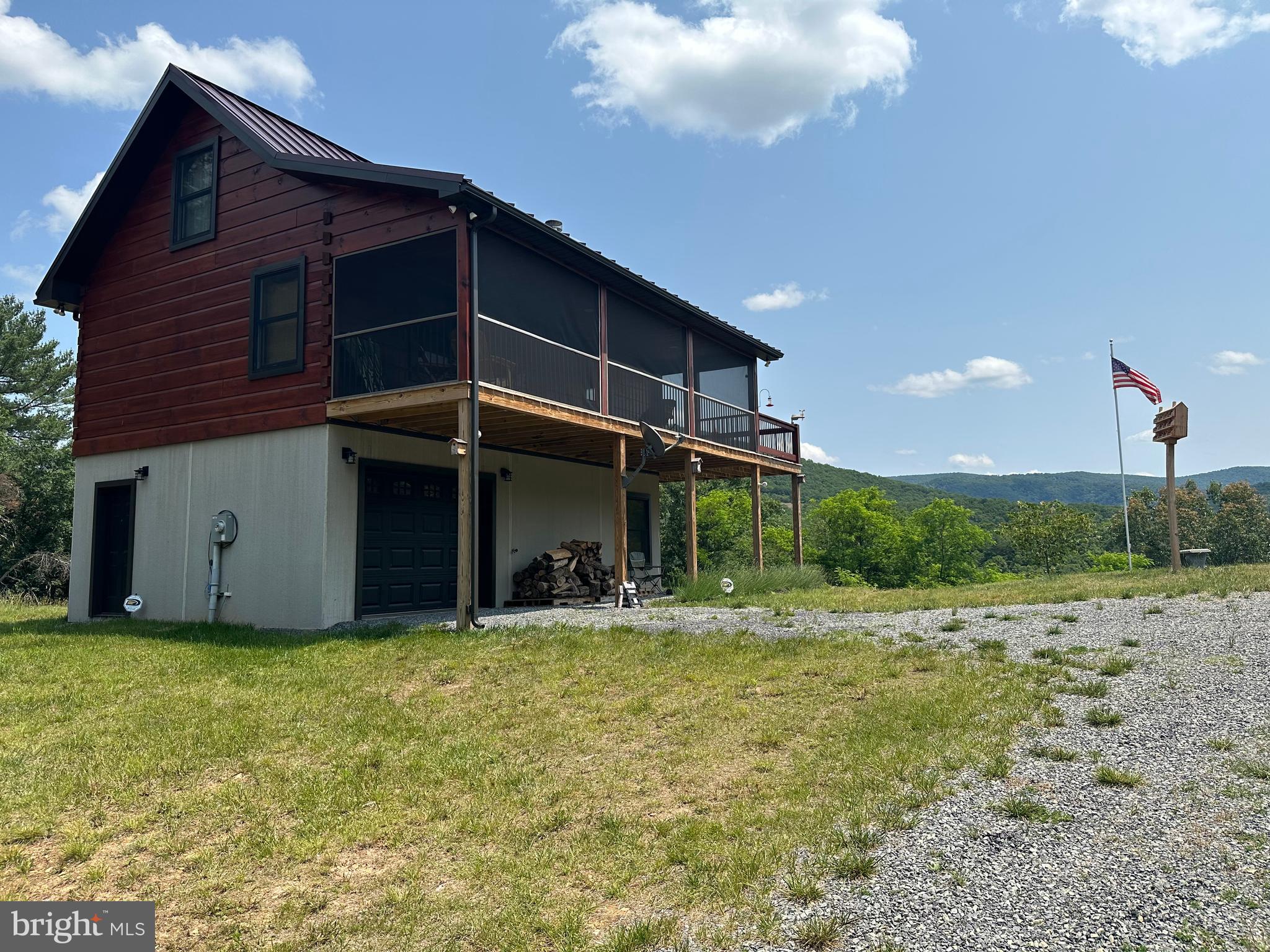 ASHTON WOODS - Residential