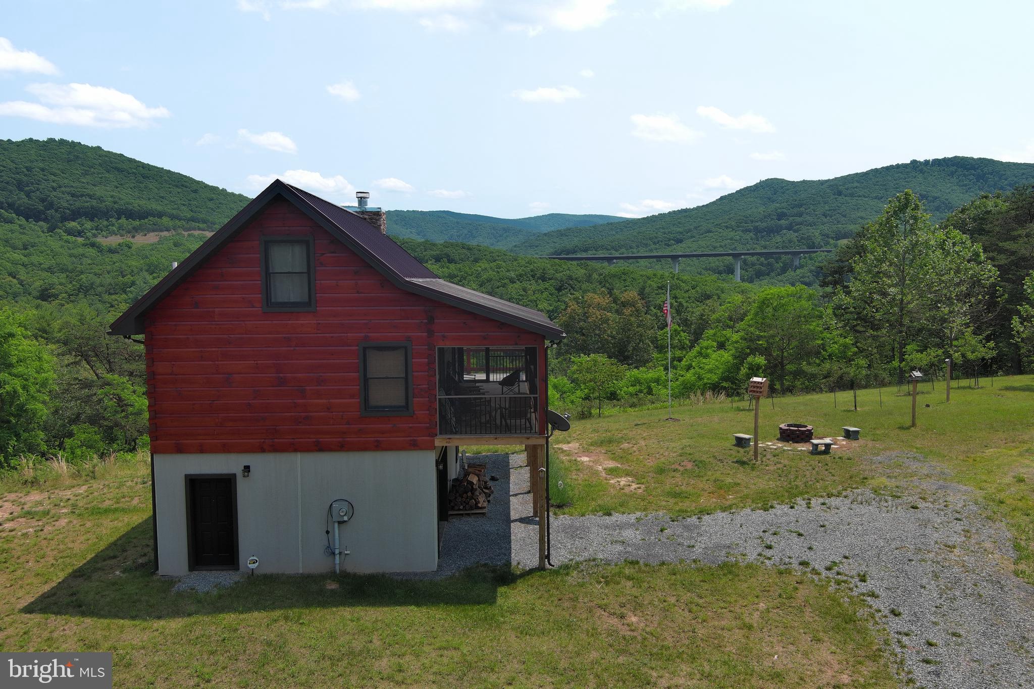 ASHTON WOODS - Residential