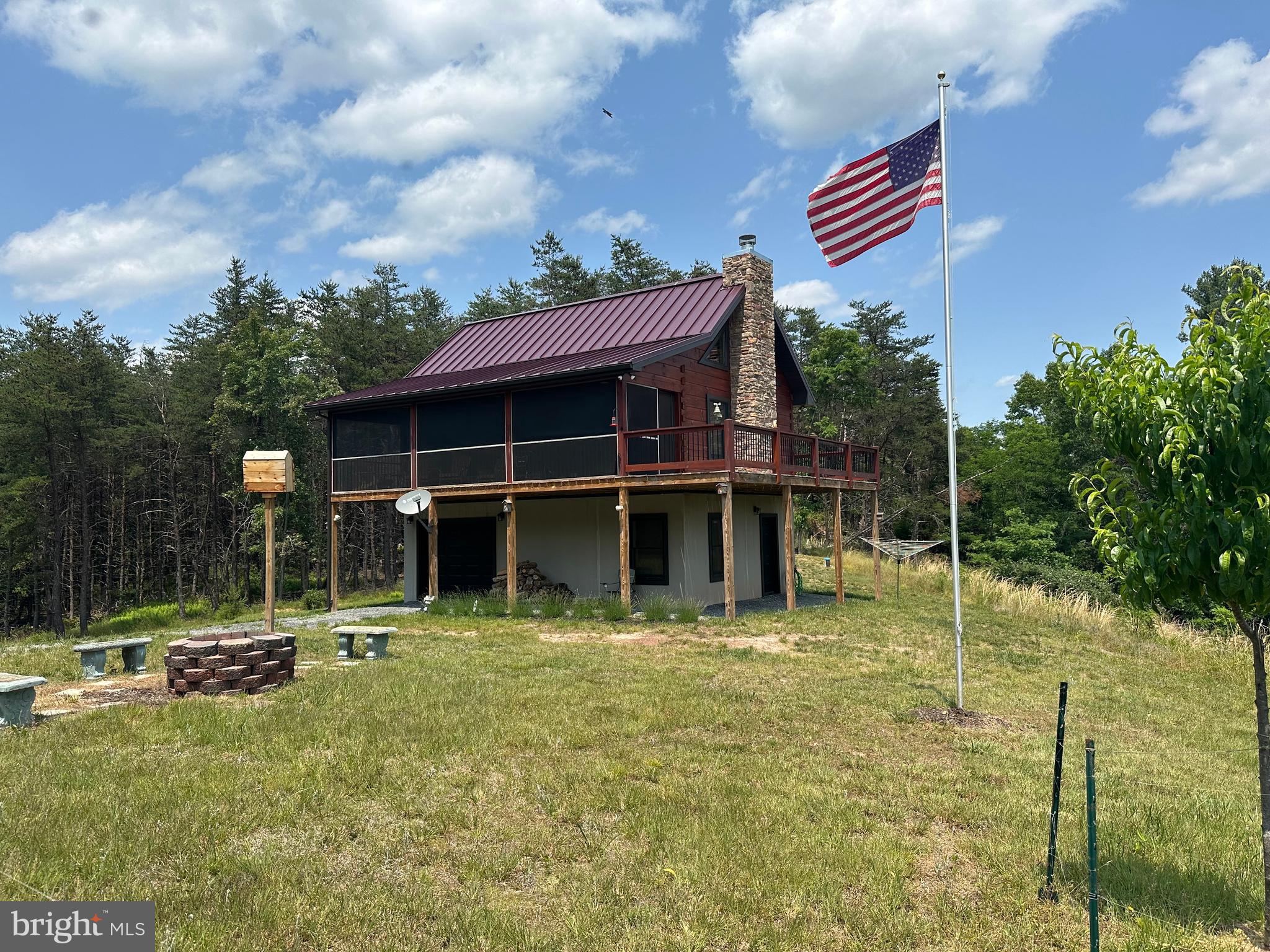 ASHTON WOODS - Residential