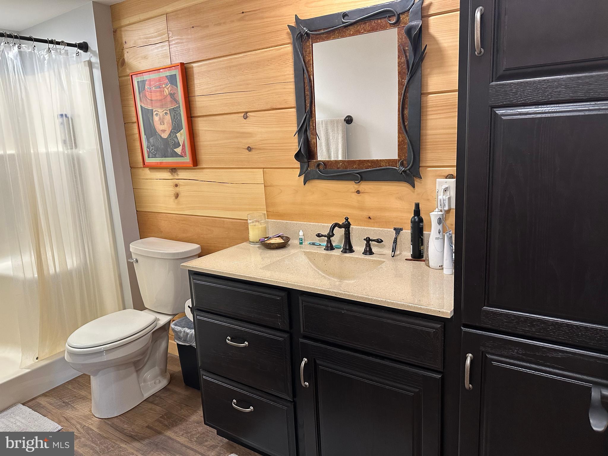 ASHTON WOODS - Residential